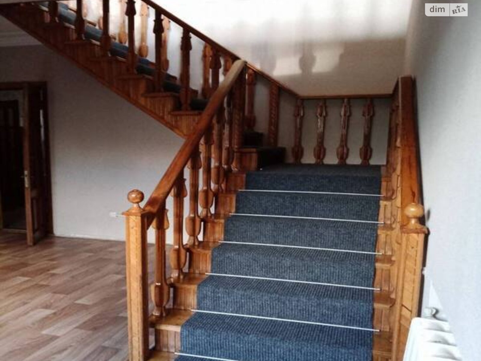 двухэтажный дом, 250 кв. м, кирпич. Сдается помесячно в Днепре, в районе Центральный фото 1