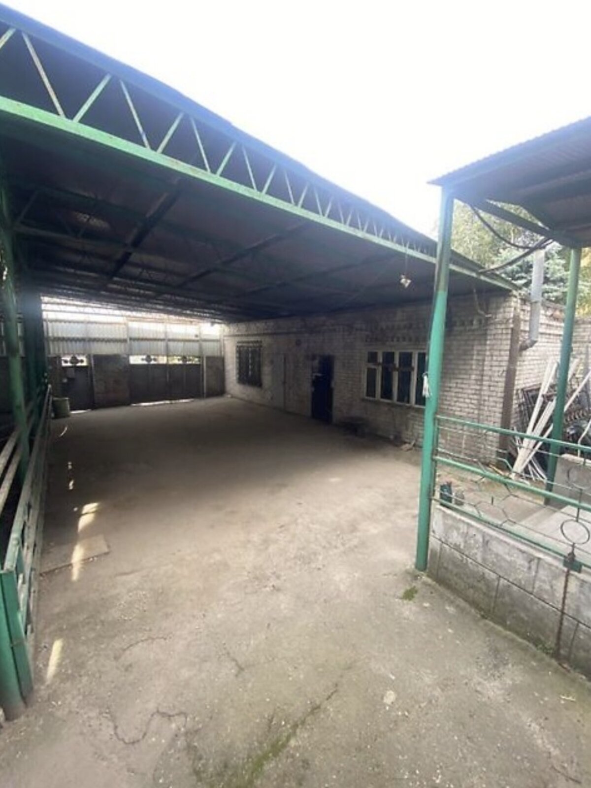 двухэтажный дом, 250 кв. м, кирпич. Сдается помесячно в Днепре, в районе Центральный фото 1