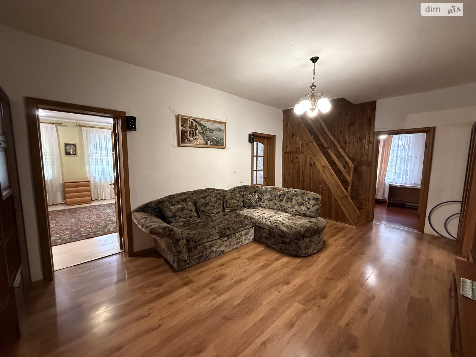 одноэтажный дом с гаражом, 110 кв. м, кирпич. Сдается помесячно в Днепре фото 1 одноэтажный дом с гаражом, 110 кв. м, кирпич. Сдается помесячно в Днепре фото 1