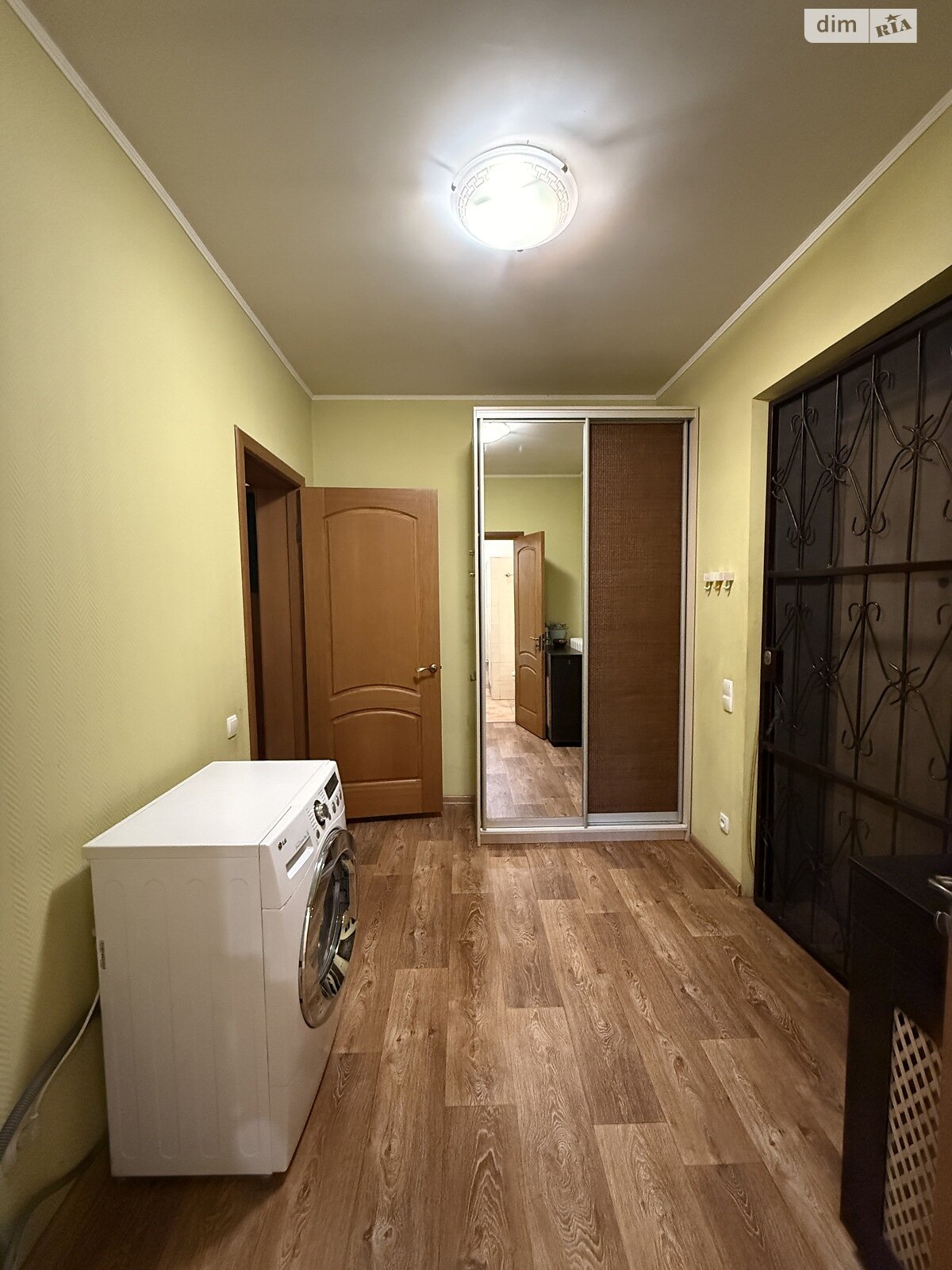 одноэтажный дом с гаражом, 110 кв. м, кирпич. Сдается помесячно в Днепре фото 1 одноэтажный дом с гаражом, 110 кв. м, кирпич. Сдается помесячно в Днепре фото 1