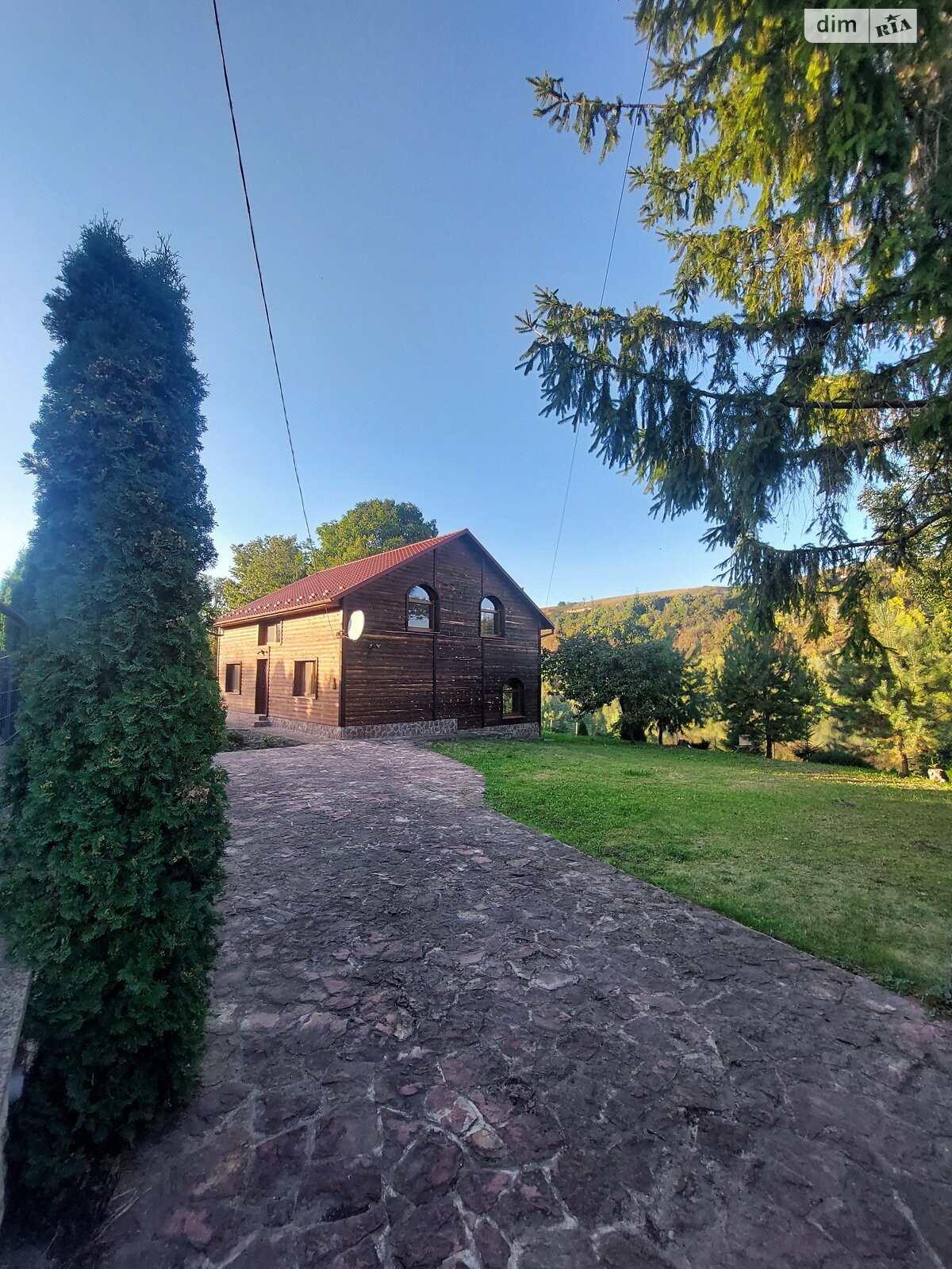 двоповерховий будинок з верандою, 140 кв. м, дерево та цегла. Здається помісячно в Дорошівці фото 1