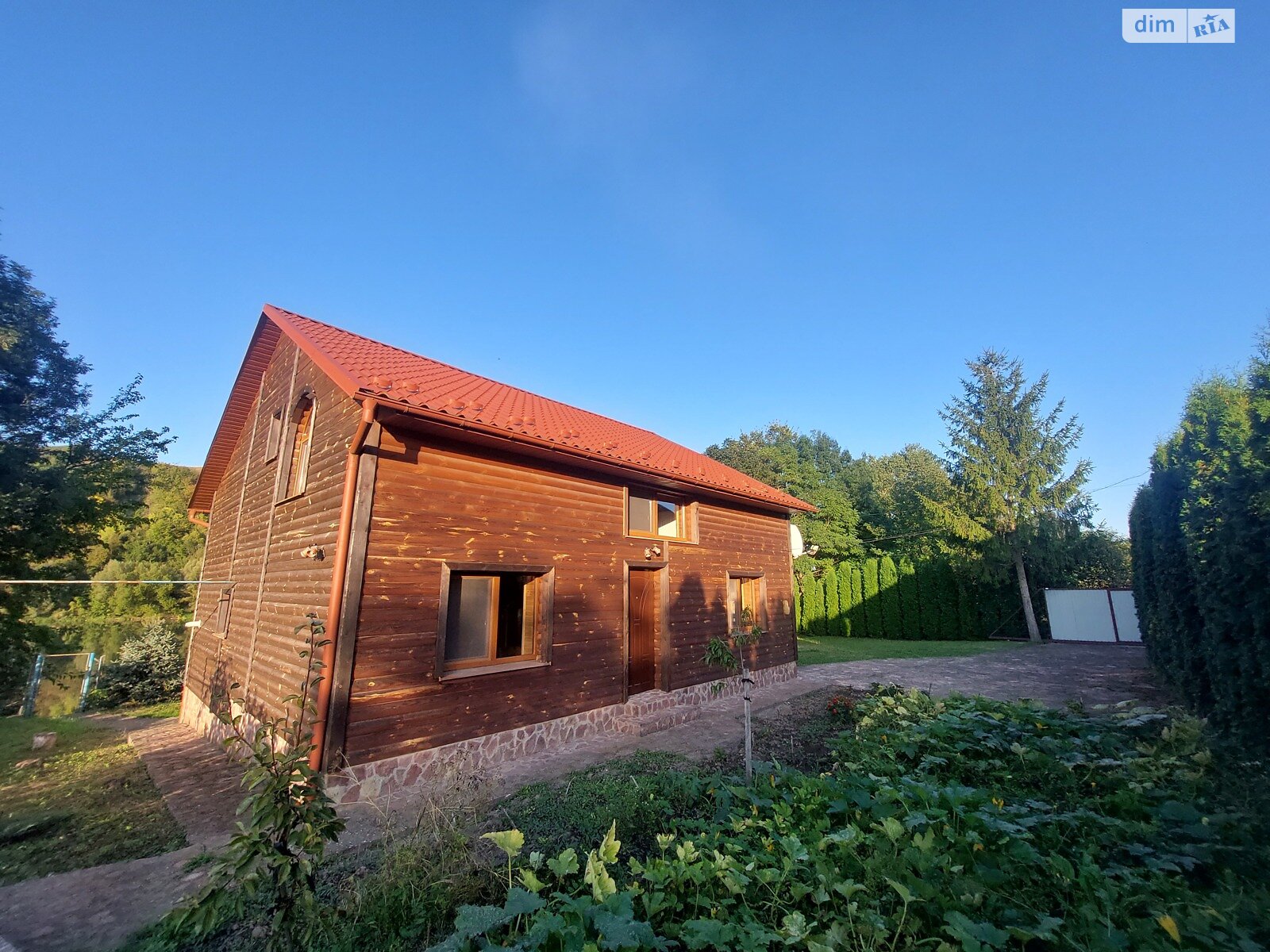 двоповерховий будинок з верандою, 140 кв. м, дерево та цегла. Здається помісячно в Дорошівці фото 1