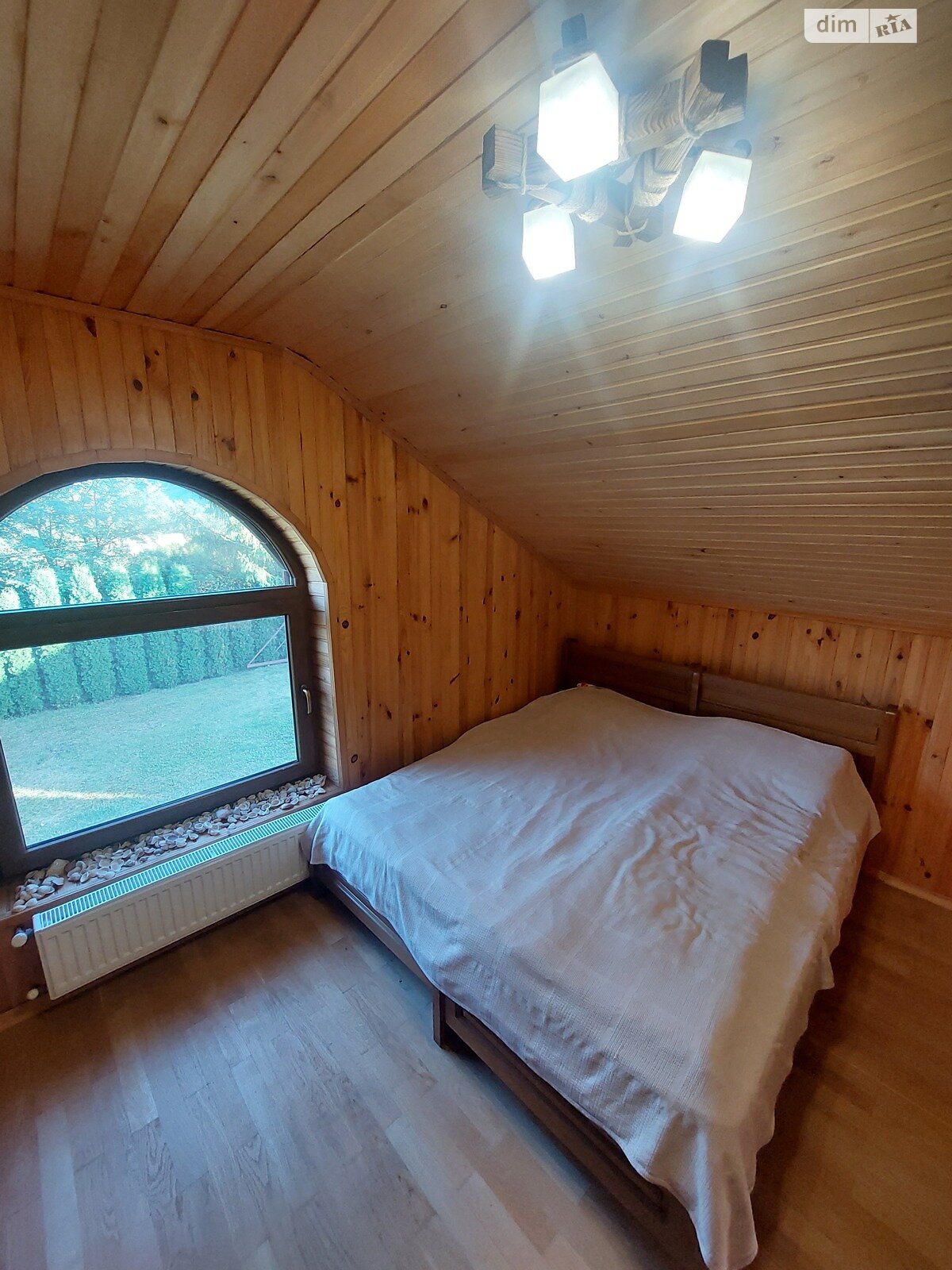 двоповерховий будинок з верандою, 140 кв. м, дерево та цегла. Здається помісячно в Дорошівці фото 1