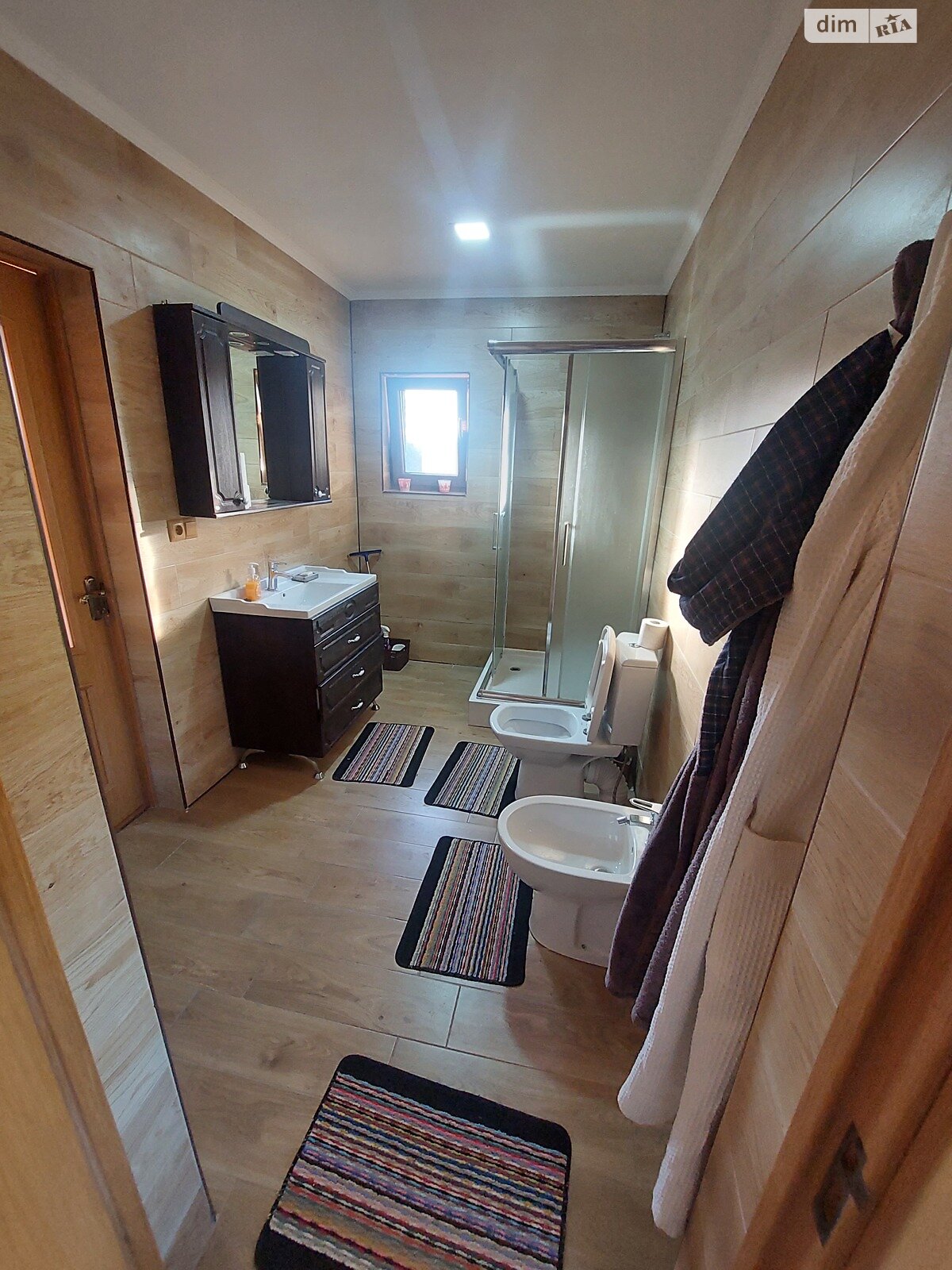 двоповерховий будинок з верандою, 140 кв. м, дерево та цегла. Здається помісячно в Дорошівці фото 1