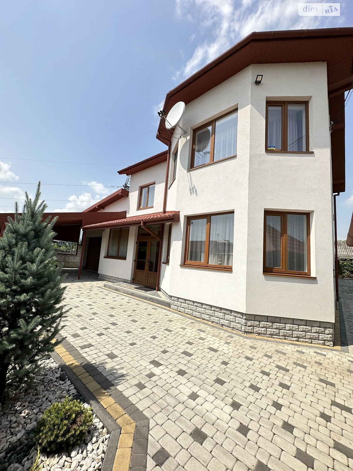 двоповерховий будинок з гаражем, 180 кв. м, кирпич. Здається помісячно в Драгомирчанах фото 1 двоповерховий будинок з гаражем, 180 кв. м, кирпич. Здається помісячно в Драгомирчанах фото 1