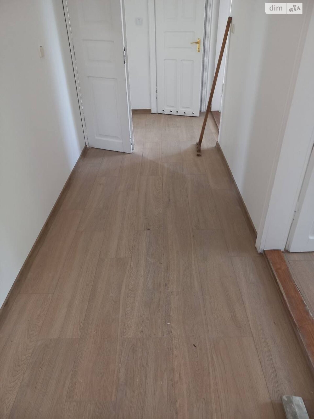 трехэтажный дом с верандой, 365.7 кв. м, кирпич. Сдается помесячно в Дублянах, в районе Дубляны фото 1