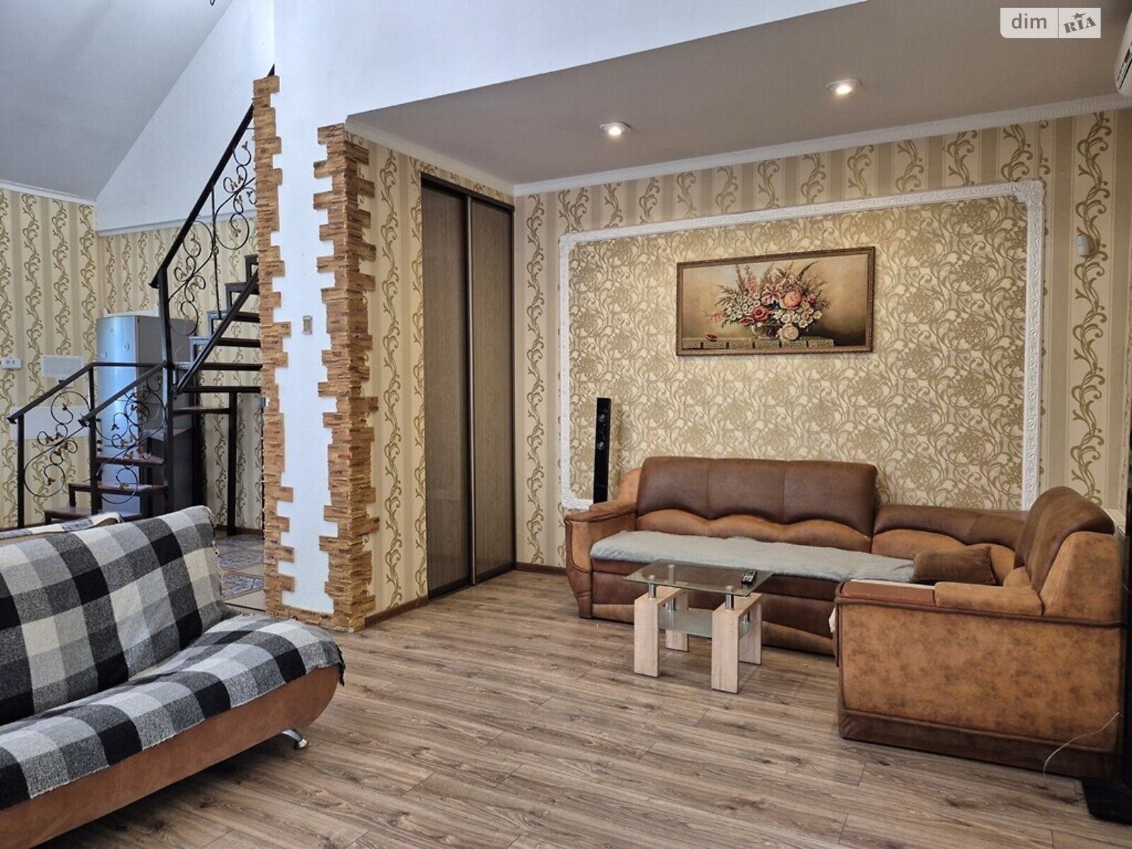 двоповерховий будинок з гаражем, 176.3 кв. м, цегла. Здається помісячно в Дударкові фото 1 двоповерховий будинок з гаражем, 176.3 кв. м, цегла. Здається помісячно в Дударкові фото 1