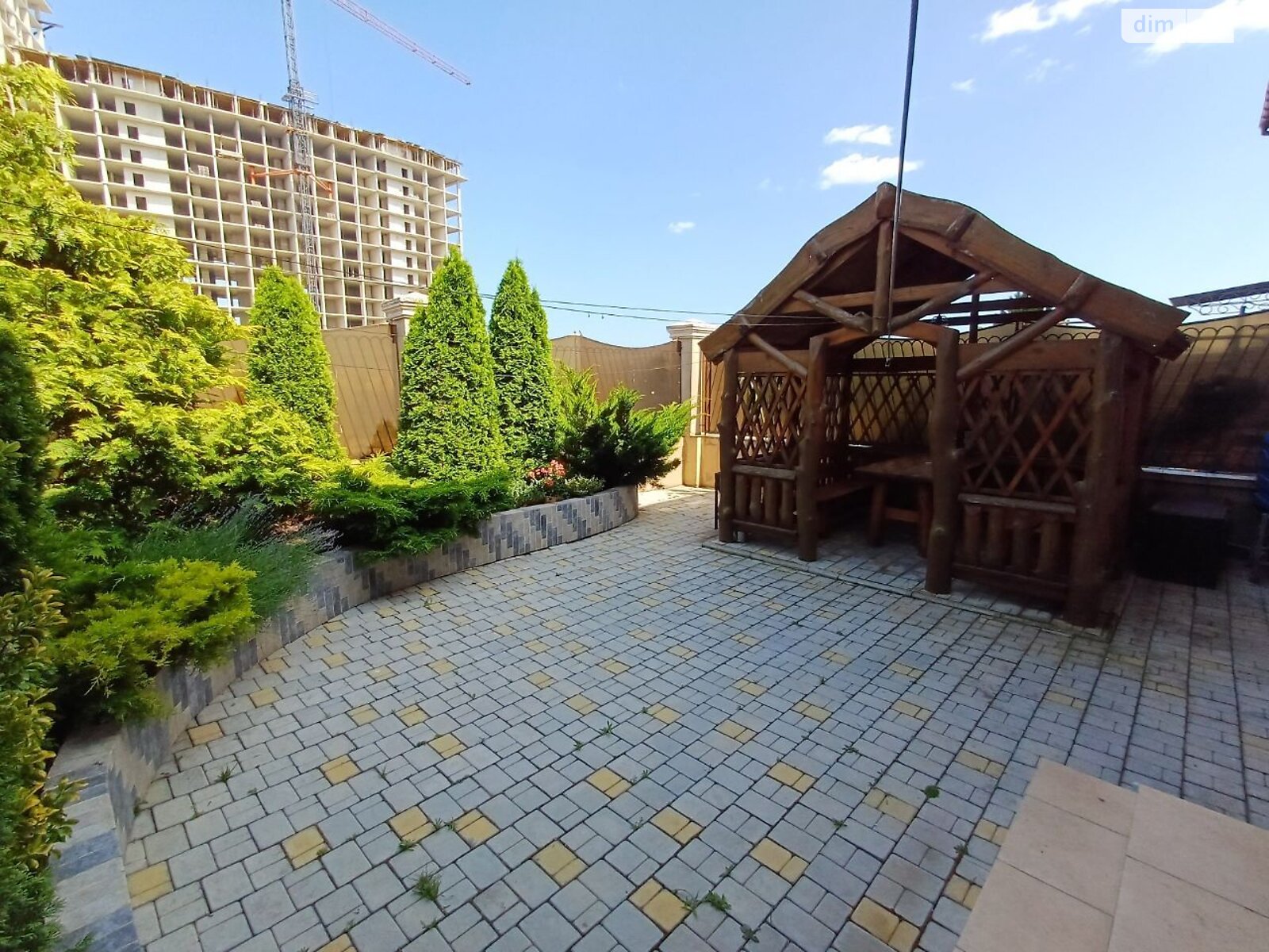 двухэтажный дом, 110 кв. м, кирпич. Сдается помесячно в Фонтанке фото 1