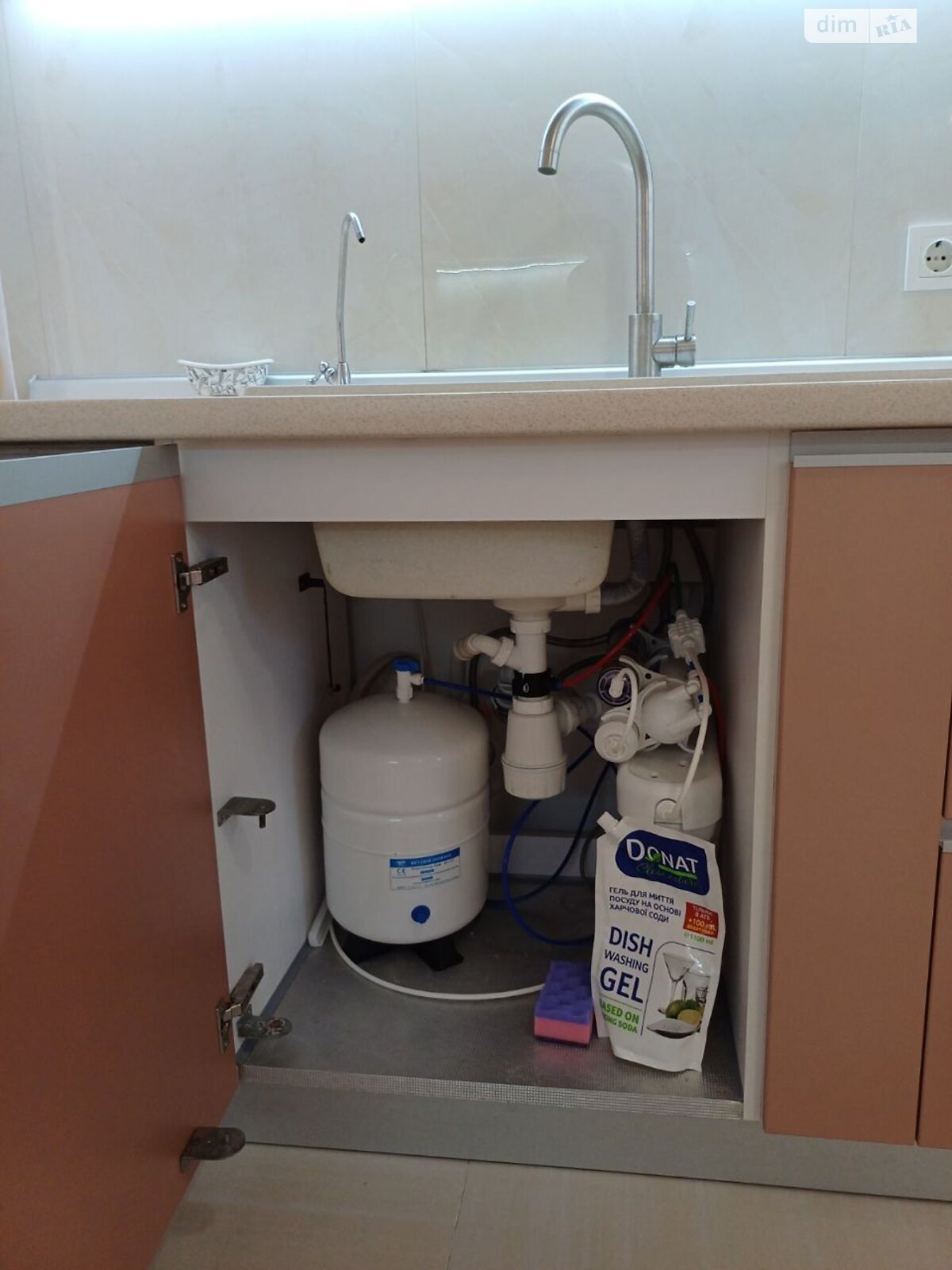 двухэтажный дом, 110 кв. м, кирпич. Сдается помесячно в Фонтанке фото 1