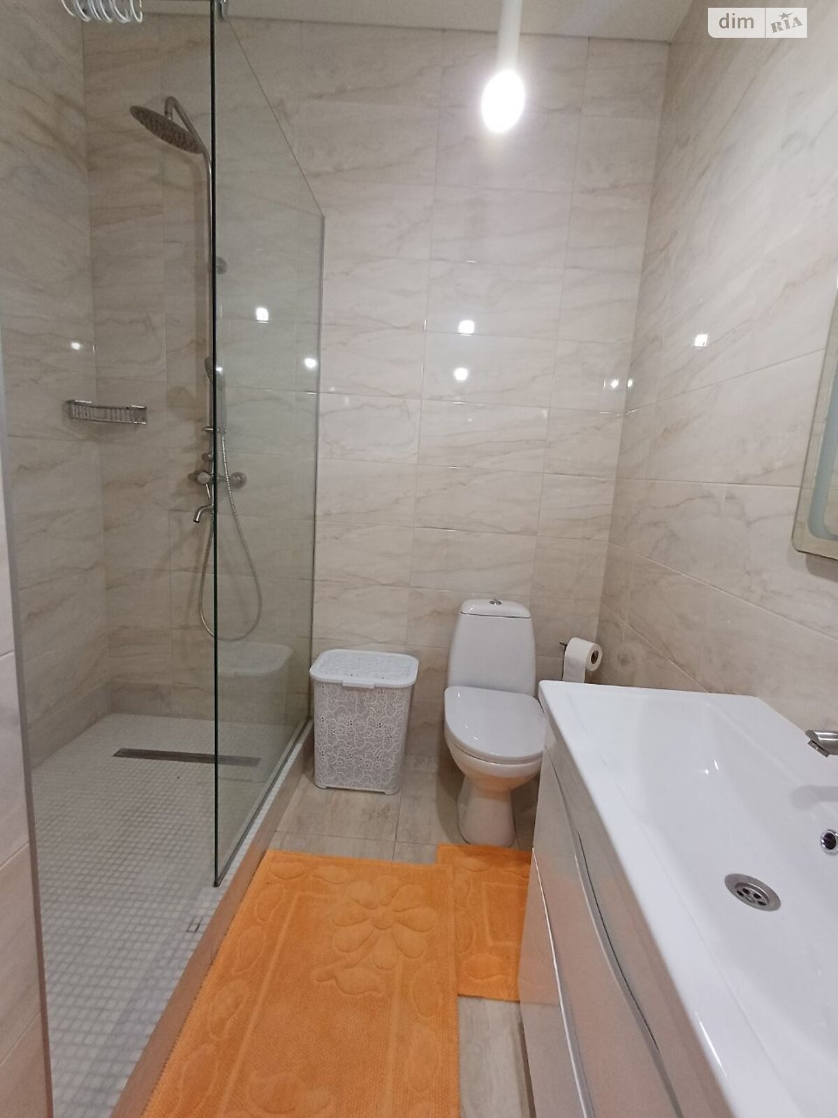 двухэтажный дом, 110 кв. м, кирпич. Сдается помесячно в Фонтанке фото 1