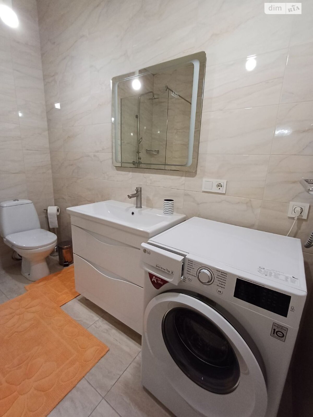 двухэтажный дом, 110 кв. м, кирпич. Сдается помесячно в Фонтанке фото 1