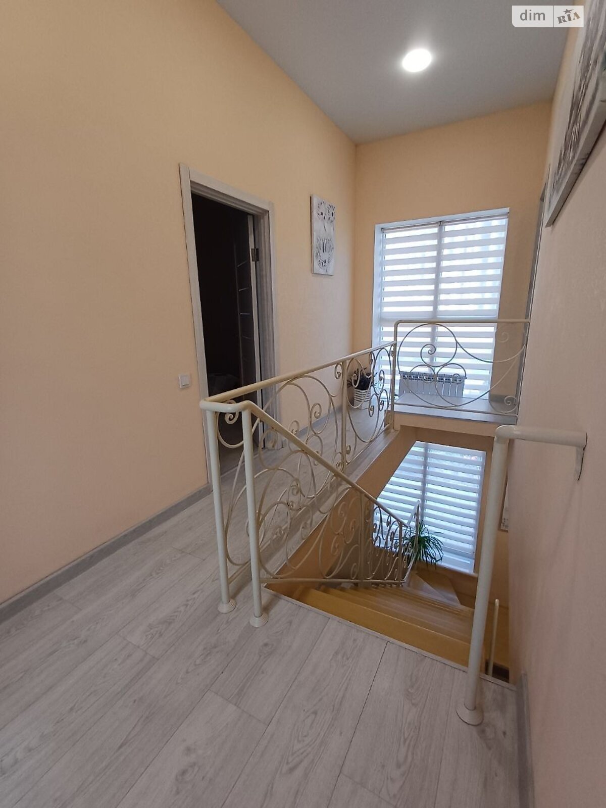 двухэтажный дом, 110 кв. м, кирпич. Сдается помесячно в Фонтанке фото 1