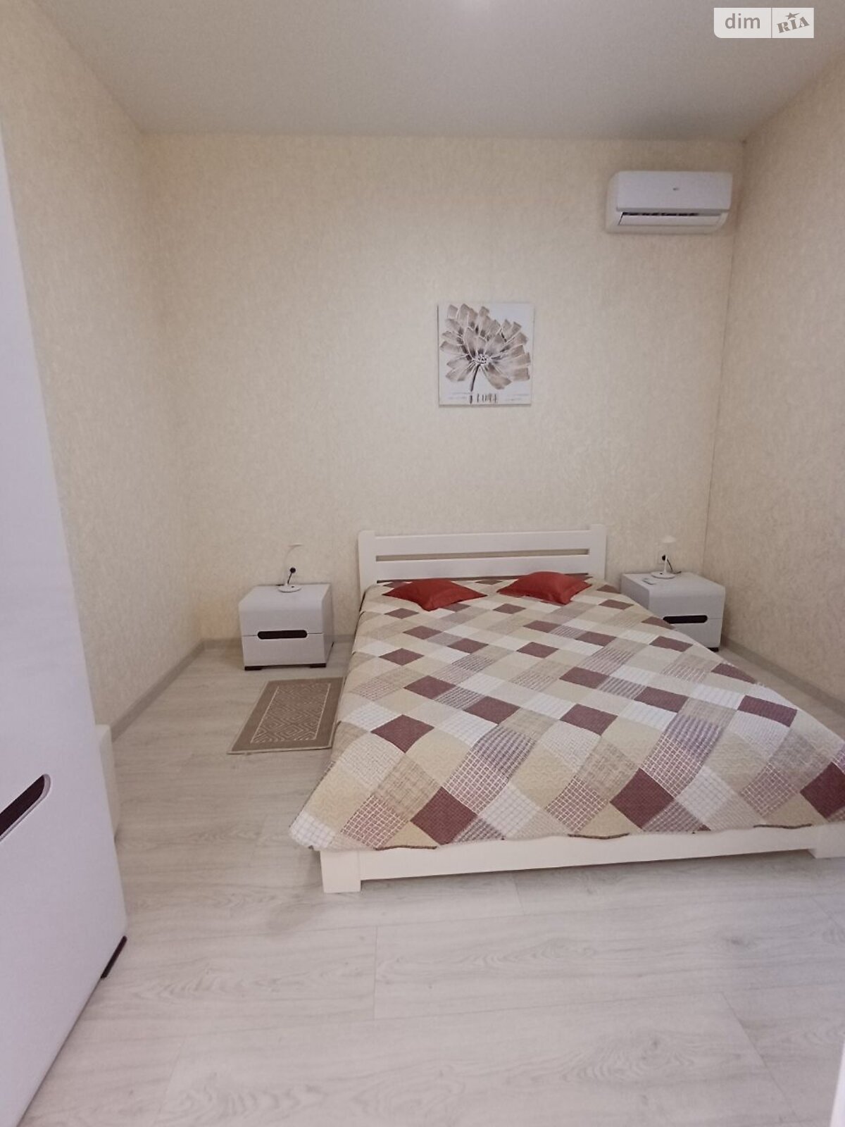 двухэтажный дом, 110 кв. м, кирпич. Сдается помесячно в Фонтанке фото 1