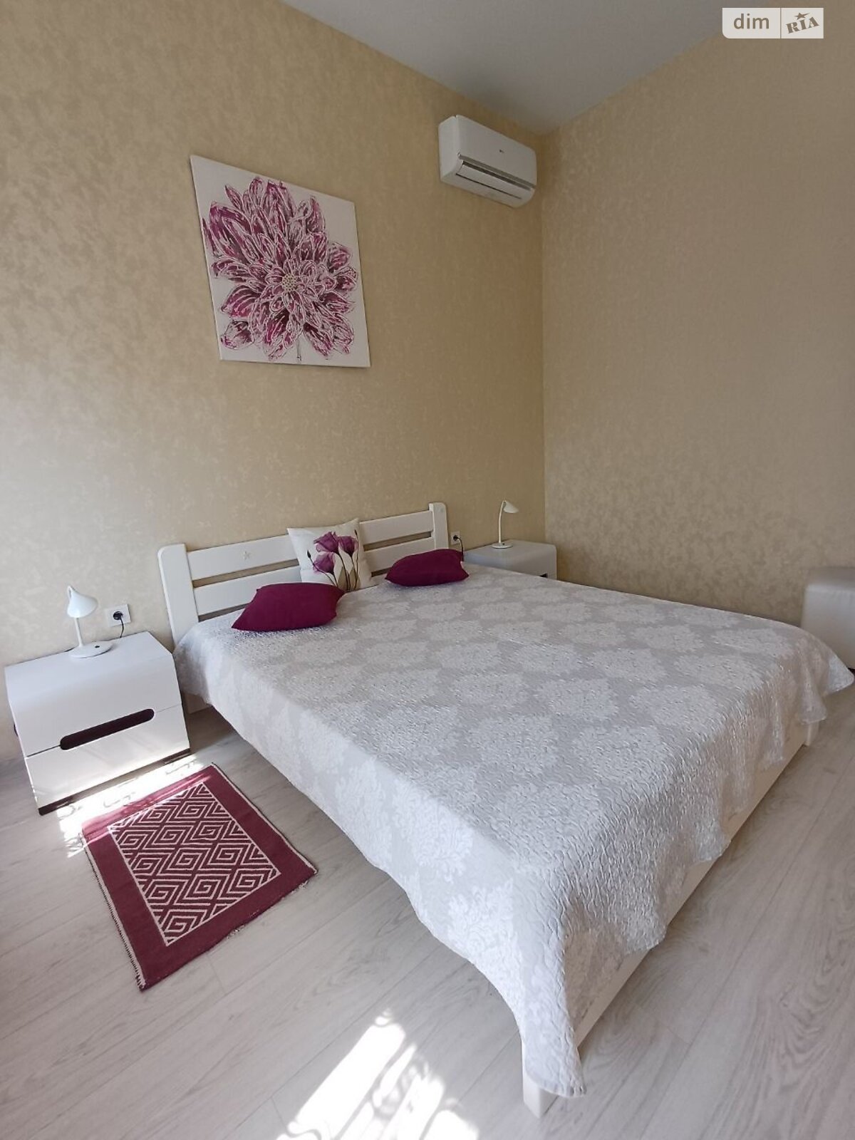 двухэтажный дом, 110 кв. м, кирпич. Сдается помесячно в Фонтанке фото 1