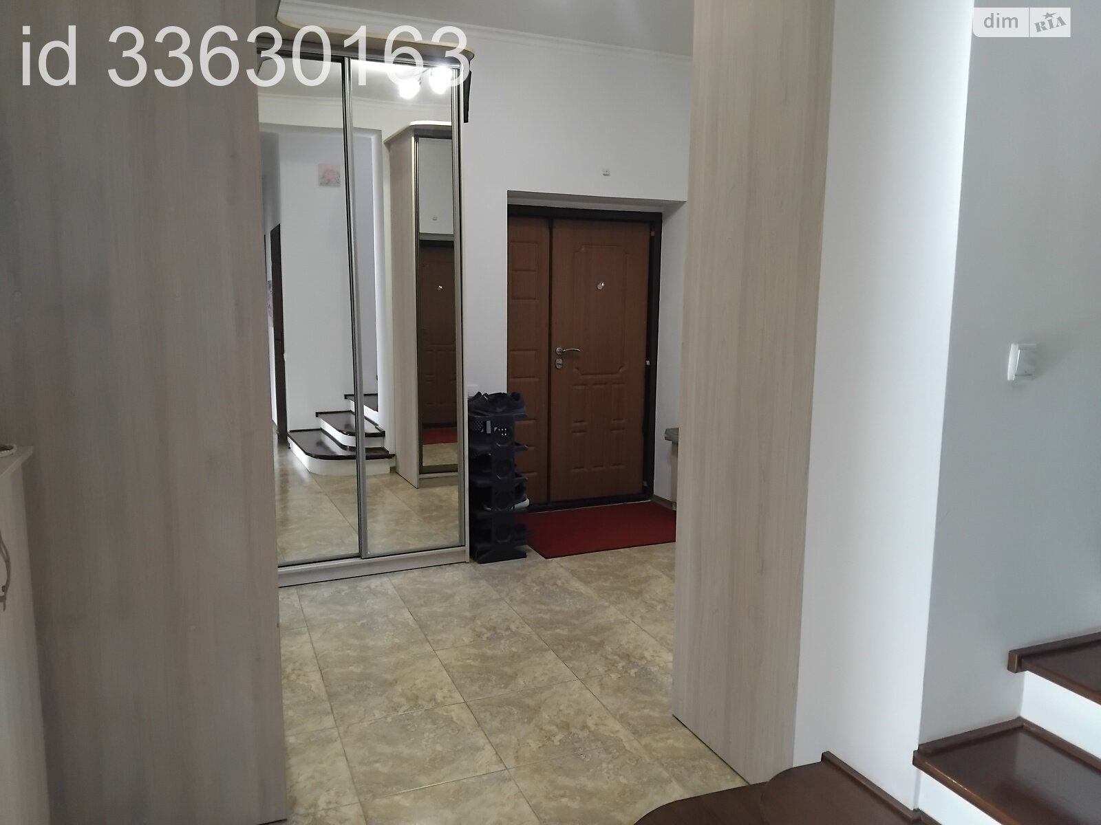 двухэтажный дом с верандой, 255 кв. м, кирпич. Сдается помесячно в Гаях-Шевченковских фото 1 двухэтажный дом с верандой, 255 кв. м, кирпич. Сдается помесячно в Гаях-Шевченковских фото 1