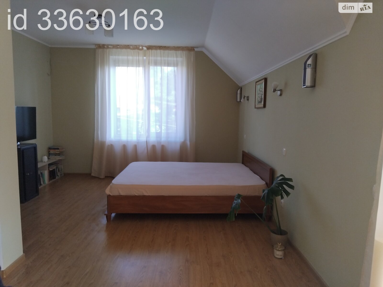двухэтажный дом с верандой, 255 кв. м, кирпич. Сдается помесячно в Гаях-Шевченковских фото 1 двухэтажный дом с верандой, 255 кв. м, кирпич. Сдается помесячно в Гаях-Шевченковских фото 1