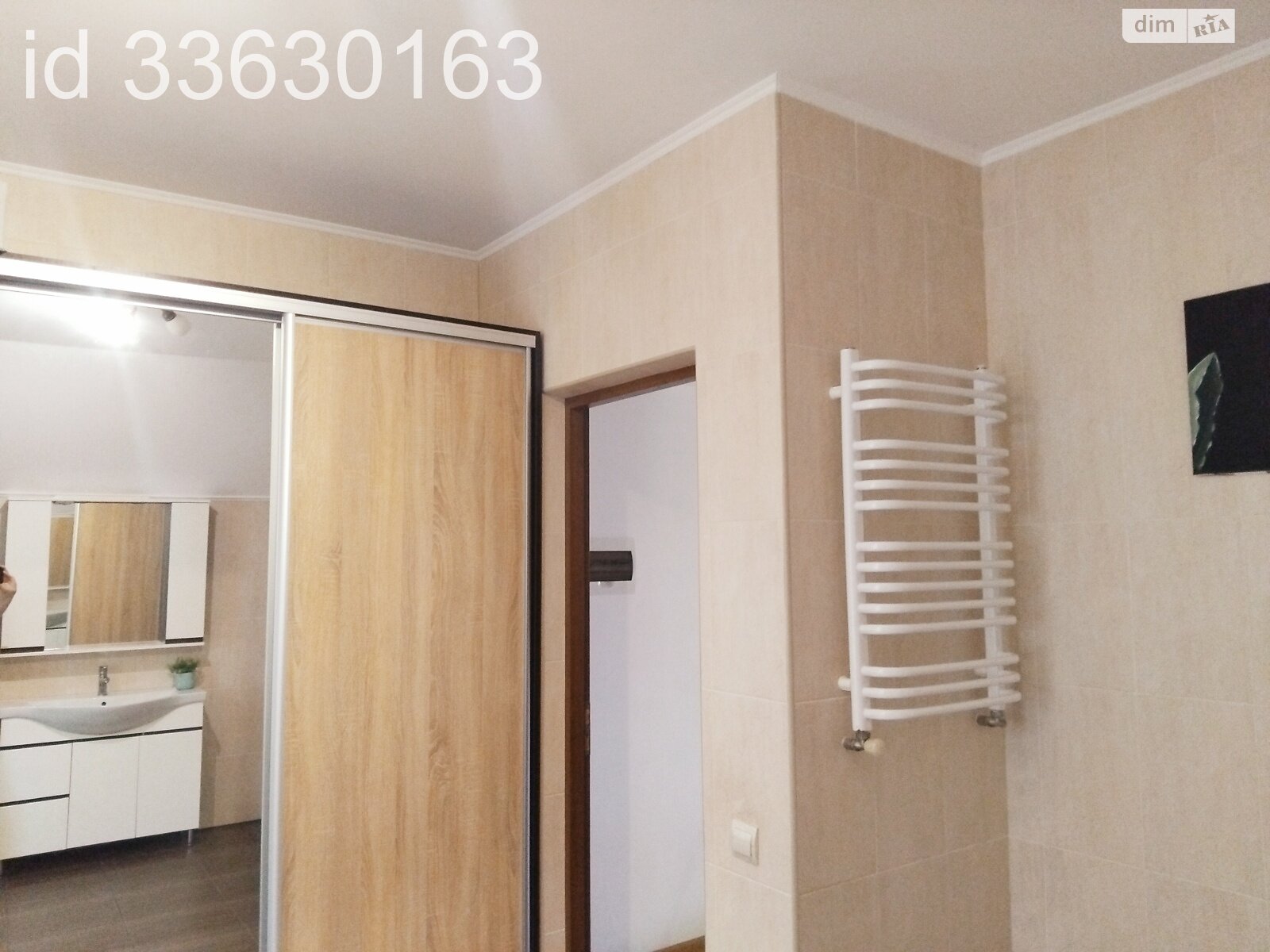 двухэтажный дом с верандой, 255 кв. м, кирпич. Сдается помесячно в Гаях-Шевченковских фото 1 двухэтажный дом с верандой, 255 кв. м, кирпич. Сдается помесячно в Гаях-Шевченковских фото 1