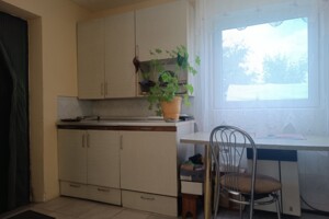 одноэтажный дом с верандой, 25 кв. м, кирпич. Сдается помесячно в Гаях-Шевченковских фото 2