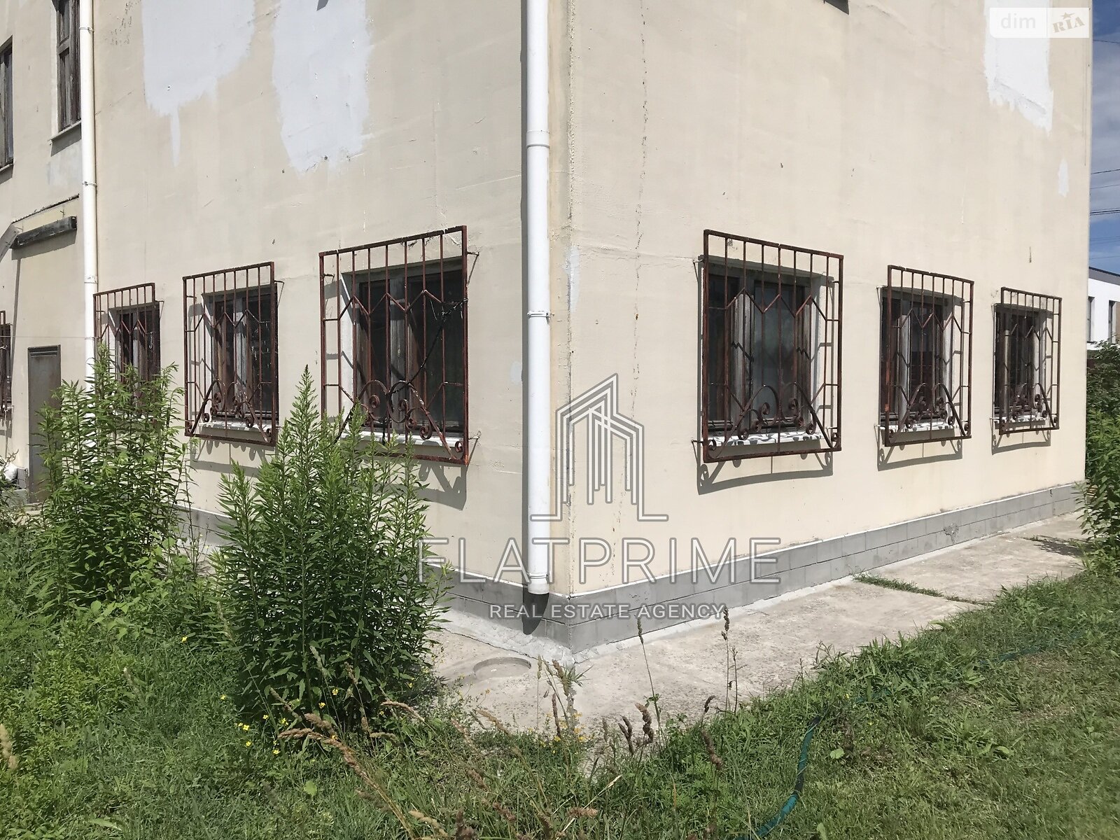трехэтажный дом, 133.2 кв. м, кирпич. Сдается помесячно в Гатном фото 1 трехэтажный дом, 133.2 кв. м, кирпич. Сдается помесячно в Гатном фото 1