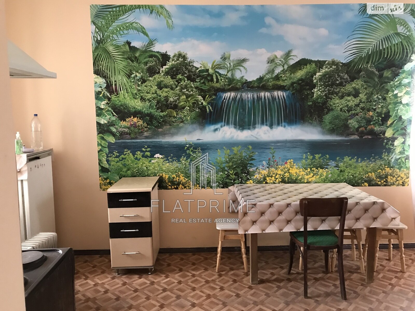 трехэтажный дом, 133.2 кв. м, кирпич. Сдается помесячно в Гатном фото 1 трехэтажный дом, 133.2 кв. м, кирпич. Сдается помесячно в Гатном фото 1