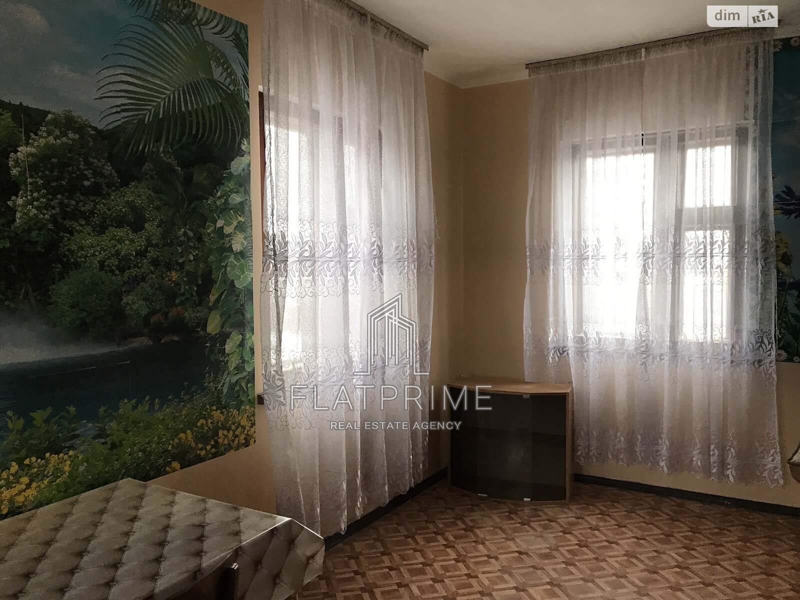 трехэтажный дом, 133.2 кв. м, кирпич. Сдается помесячно в Гатном фото 1 трехэтажный дом, 133.2 кв. м, кирпич. Сдается помесячно в Гатном фото 1