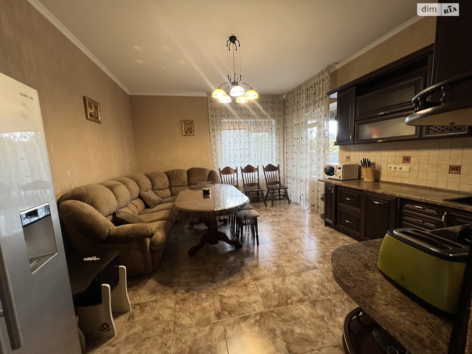 двухэтажный дом с верандой, 177 кв. м, кирпич. Сдается помесячно в Гатном фото 1 двухэтажный дом с верандой, 177 кв. м, кирпич. Сдается помесячно в Гатном фото 1