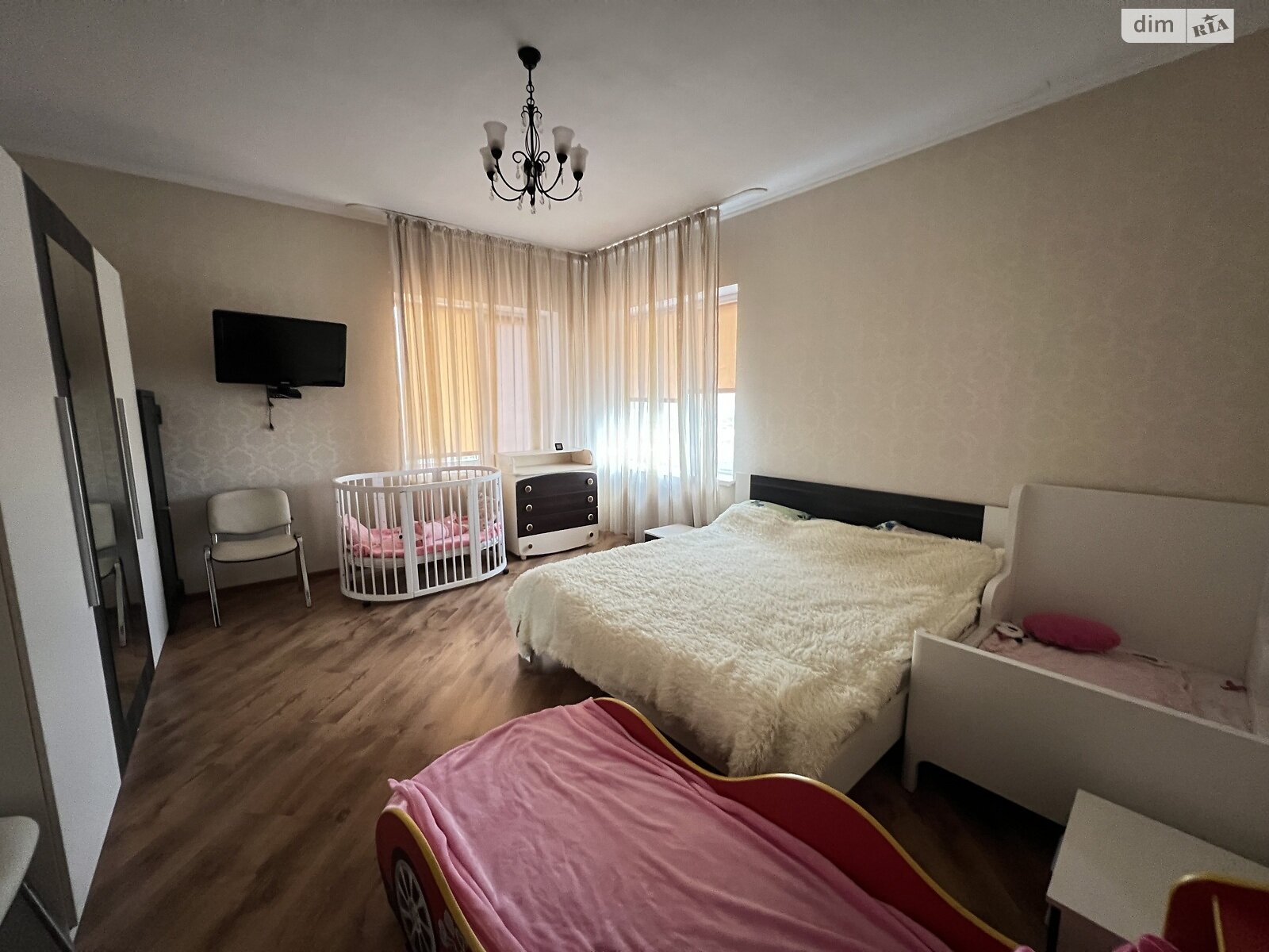 двухэтажный дом с верандой, 177 кв. м, кирпич. Сдается помесячно в Гатном фото 1 двухэтажный дом с верандой, 177 кв. м, кирпич. Сдается помесячно в Гатном фото 1