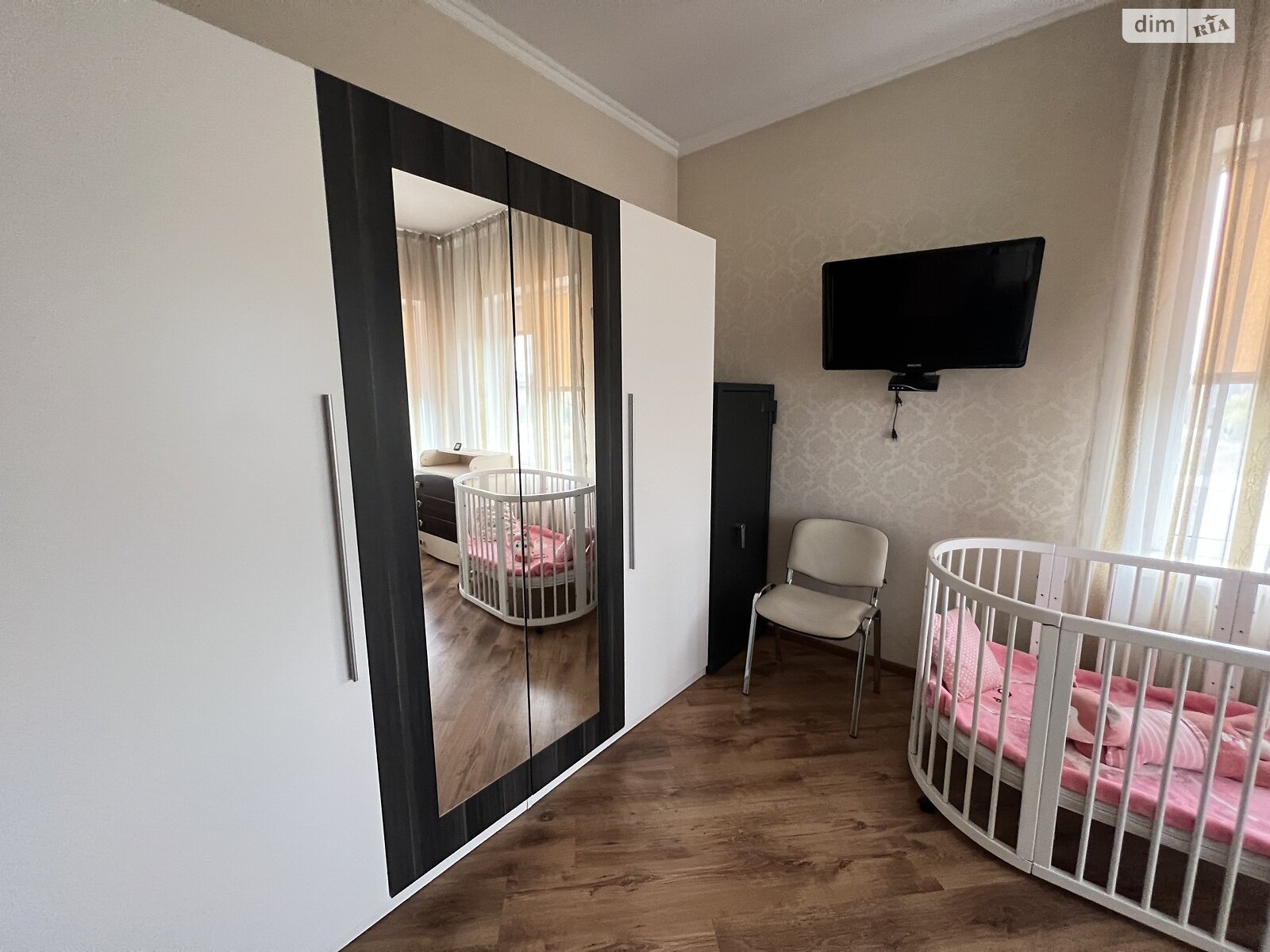 двухэтажный дом с верандой, 177 кв. м, кирпич. Сдается помесячно в Гатном фото 1 двухэтажный дом с верандой, 177 кв. м, кирпич. Сдается помесячно в Гатном фото 1