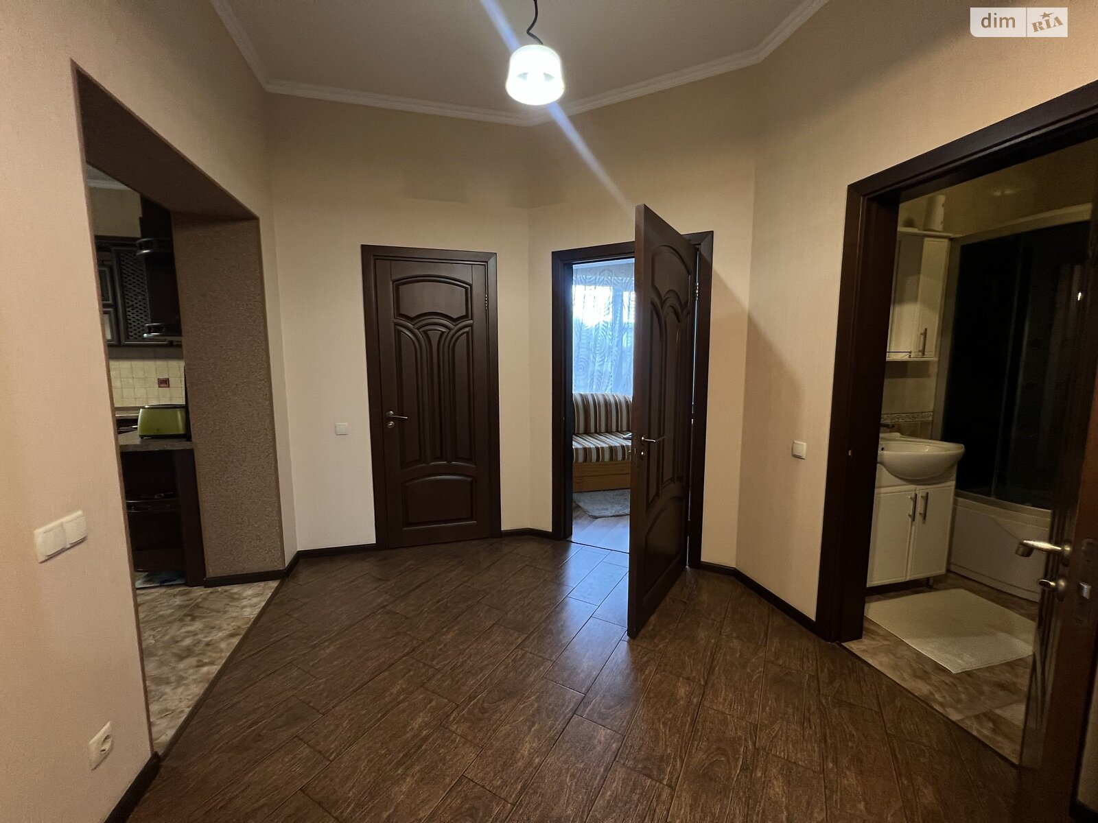 двухэтажный дом с верандой, 177 кв. м, кирпич. Сдается помесячно в Гатном фото 1 двухэтажный дом с верандой, 177 кв. м, кирпич. Сдается помесячно в Гатном фото 1