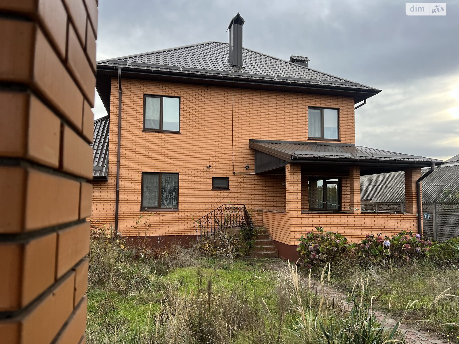 двухэтажный дом с верандой, 177 кв. м, кирпич. Сдается помесячно в Гатном фото 1 двухэтажный дом с верандой, 177 кв. м, кирпич. Сдается помесячно в Гатном фото 1