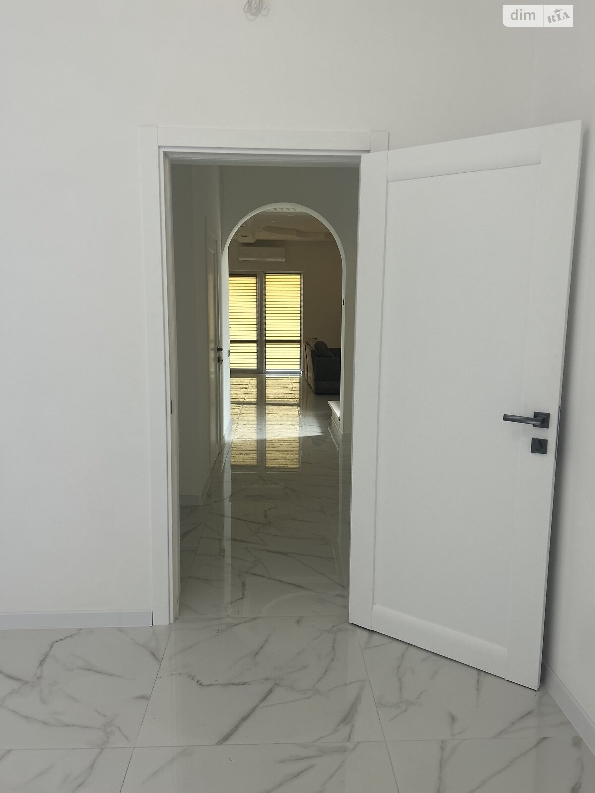 двухэтажный дом, 161 кв. м, кирпич. Сдается помесячно в Гатном фото 1 двухэтажный дом, 161 кв. м, кирпич. Сдается помесячно в Гатном фото 1