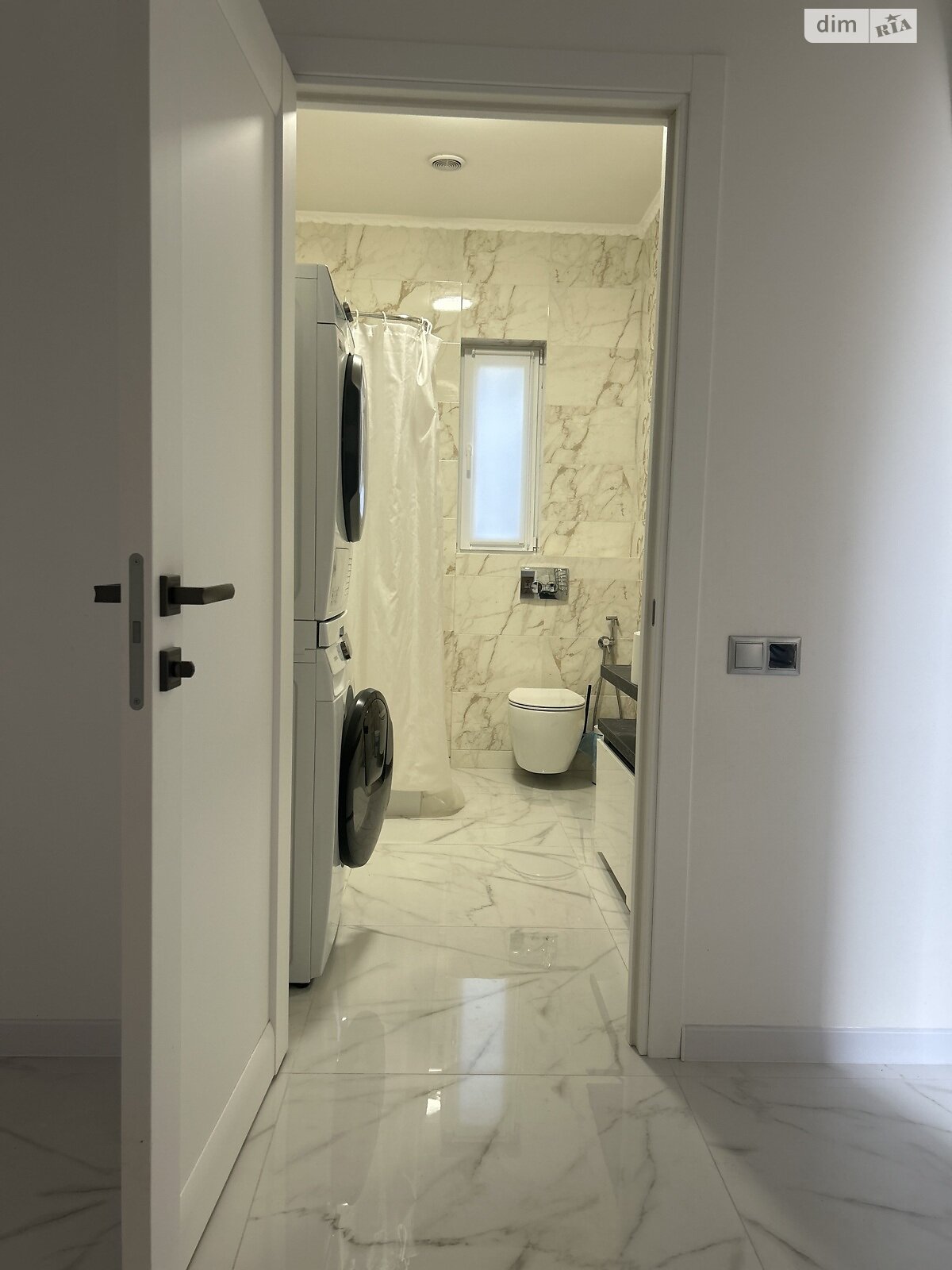 двухэтажный дом, 161 кв. м, кирпич. Сдается помесячно в Гатном фото 1 двухэтажный дом, 161 кв. м, кирпич. Сдается помесячно в Гатном фото 1