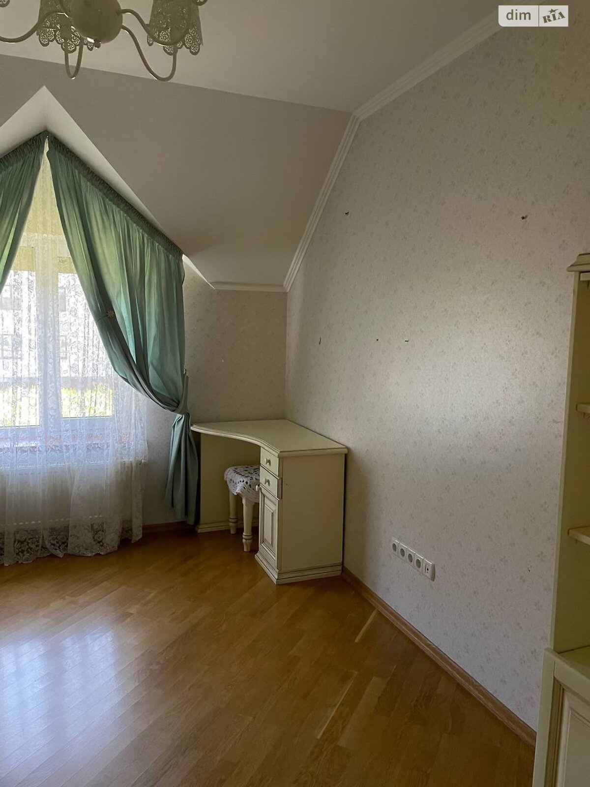 двухэтажный дом, 361.5 кв. м, кирпич. Сдается помесячно в Гатном фото 1 двухэтажный дом, 361.5 кв. м, кирпич. Сдается помесячно в Гатном фото 1