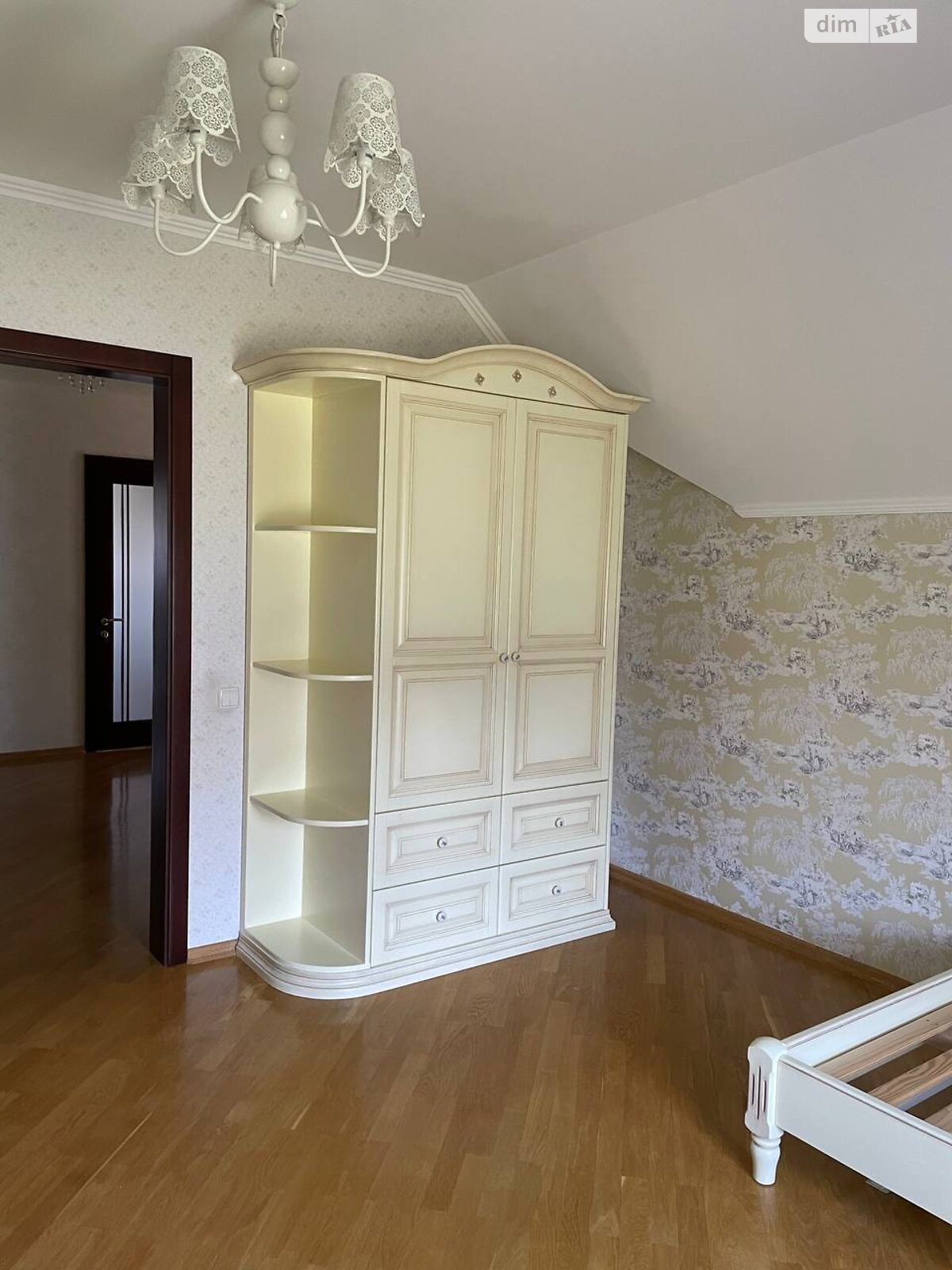 двухэтажный дом, 361.5 кв. м, кирпич. Сдается помесячно в Гатном фото 1 двухэтажный дом, 361.5 кв. м, кирпич. Сдается помесячно в Гатном фото 1