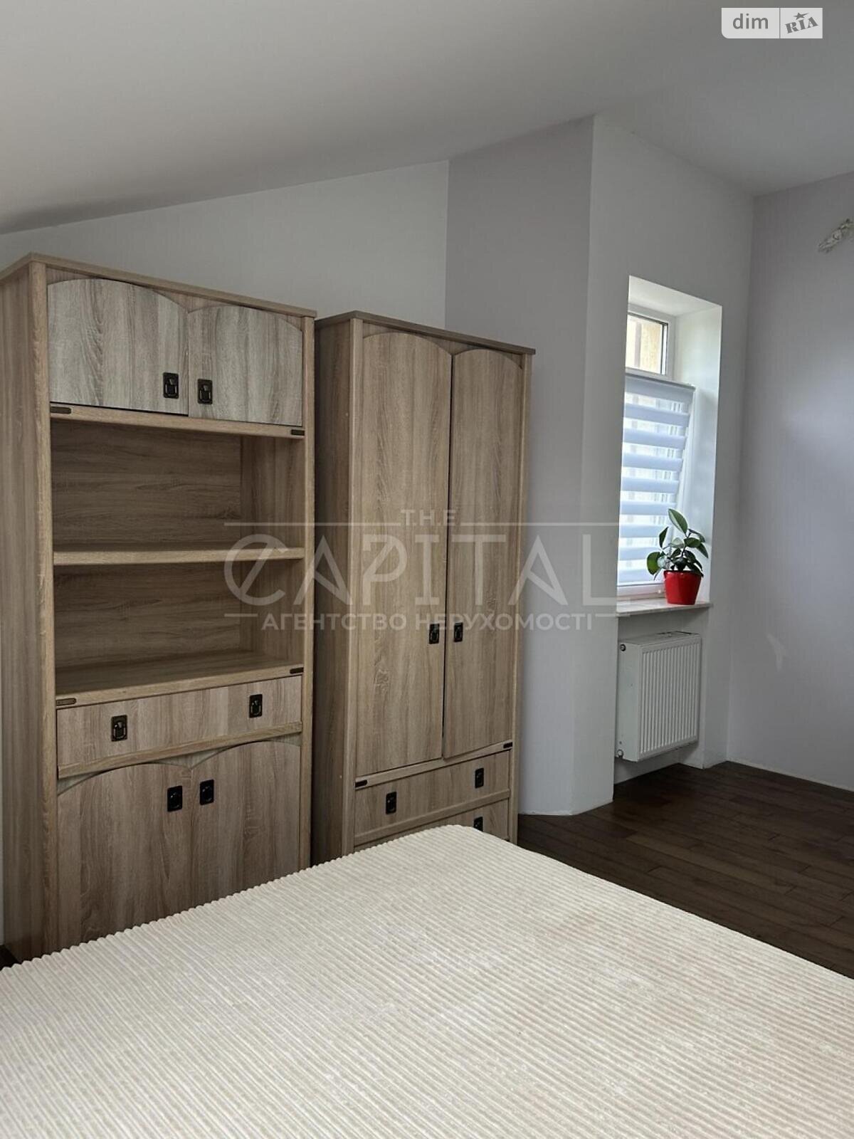 двоповерховий будинок з гаражем, 238 кв. м, кирпич. Здається помісячно в Гатне фото 1