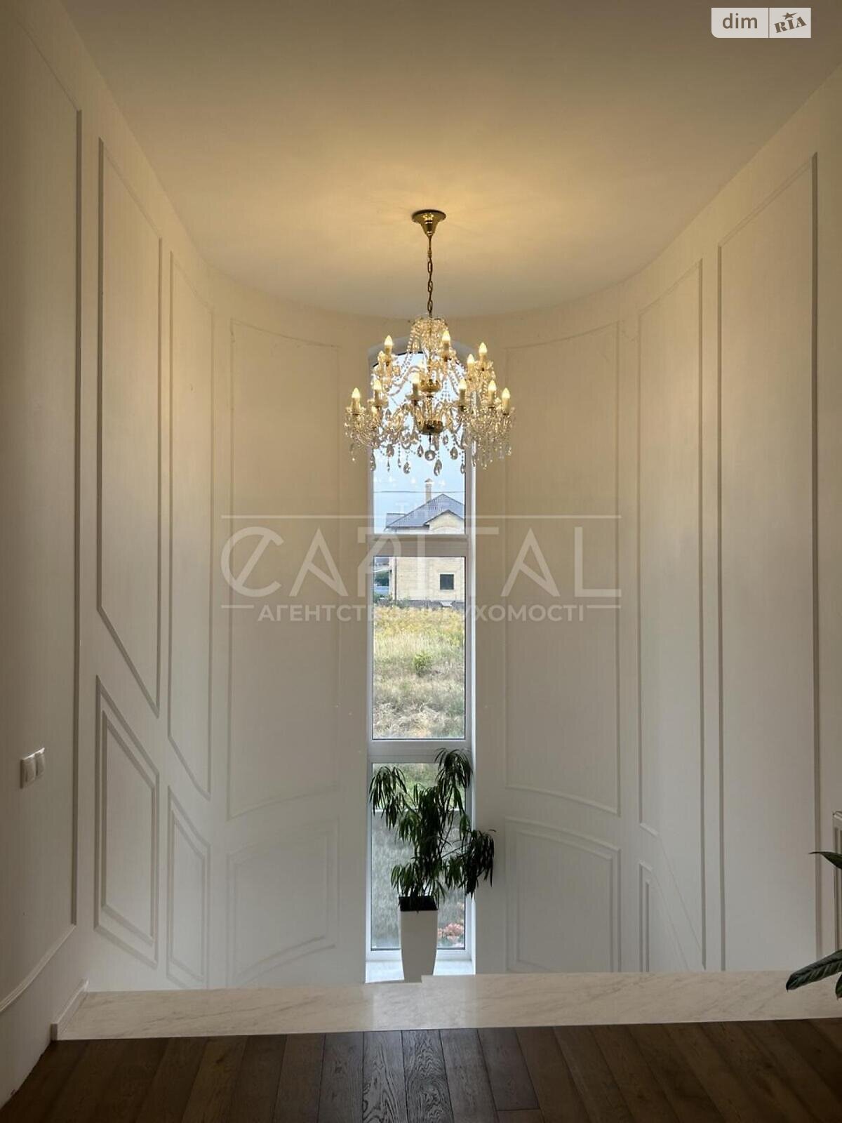 двоповерховий будинок з гаражем, 238 кв. м, кирпич. Здається помісячно в Гатне фото 1