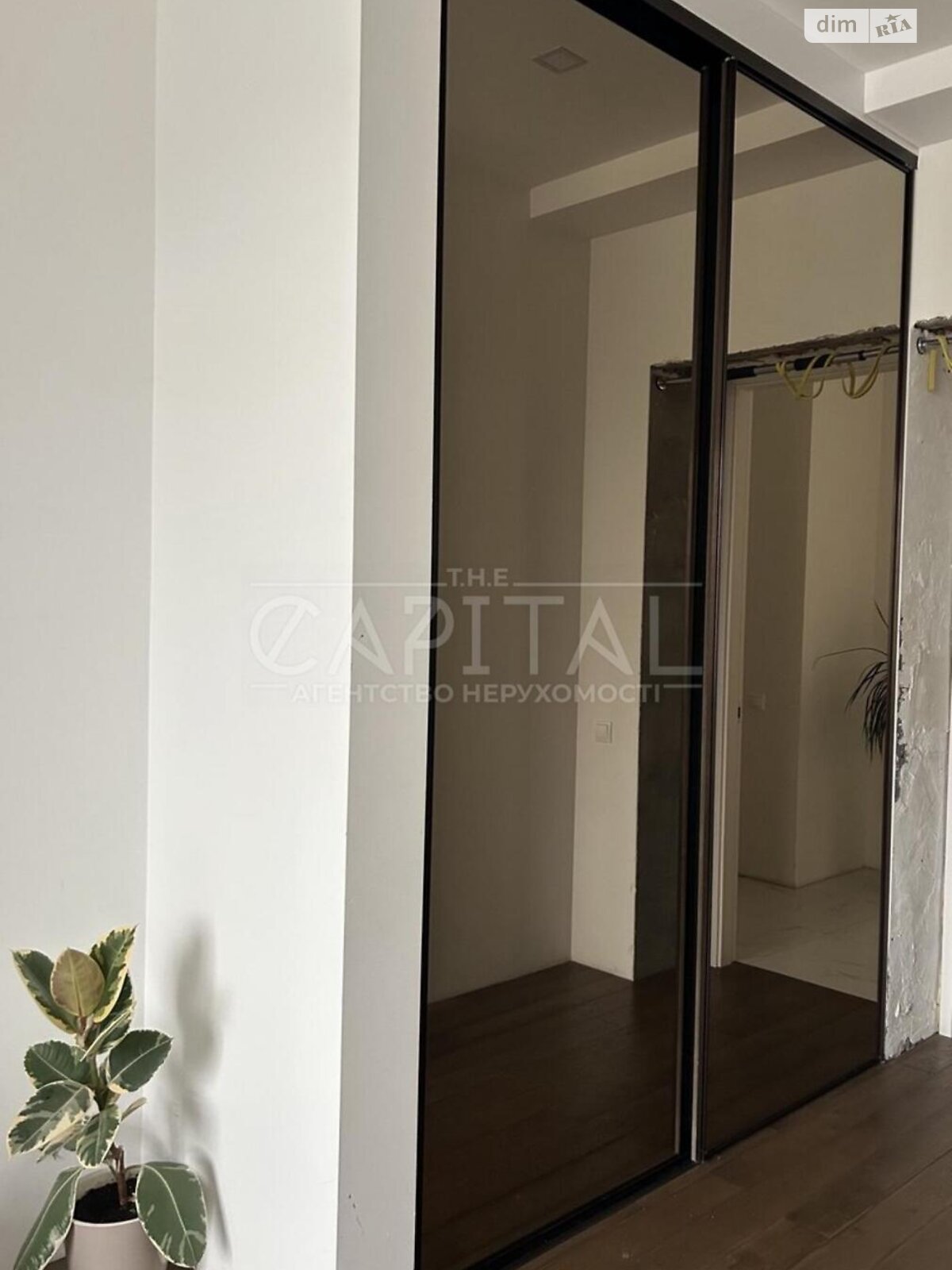 двоповерховий будинок з гаражем, 238 кв. м, кирпич. Здається помісячно в Гатне фото 1