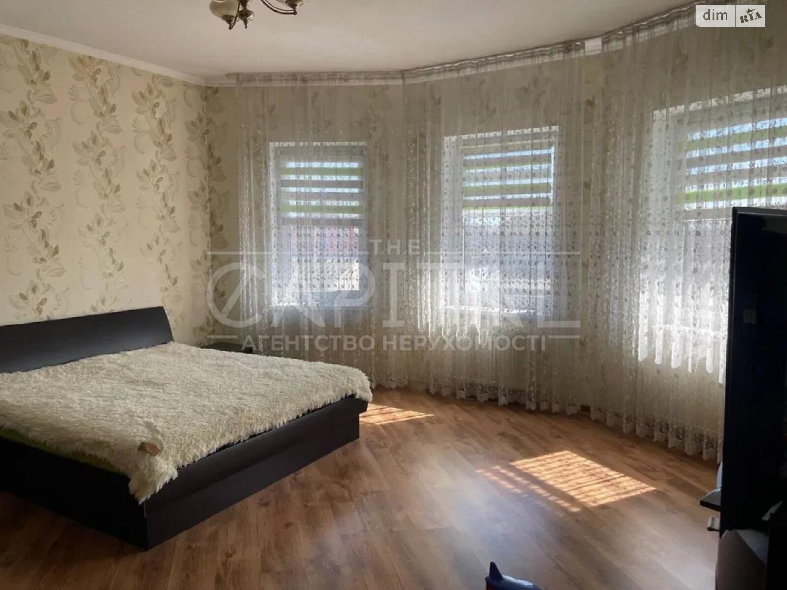 двухэтажный дом с гаражом, 177 кв. м, кирпич. Сдается помесячно в Гатном фото 1