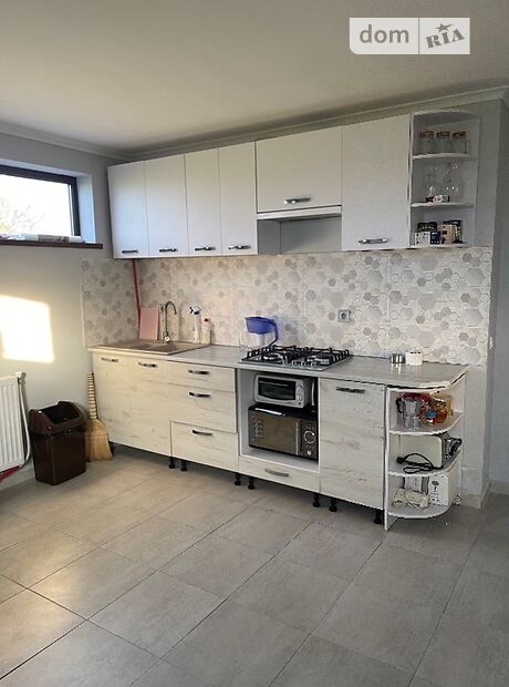 двухэтажный дом с балконом, 330 кв. м, газобетон. Сдается помесячно в село Острица, Черновицкая обл. фото 1 двухэтажный дом с балконом, 330 кв. м, газобетон. Сдается помесячно в село Острица, Черновицкая обл. фото 1