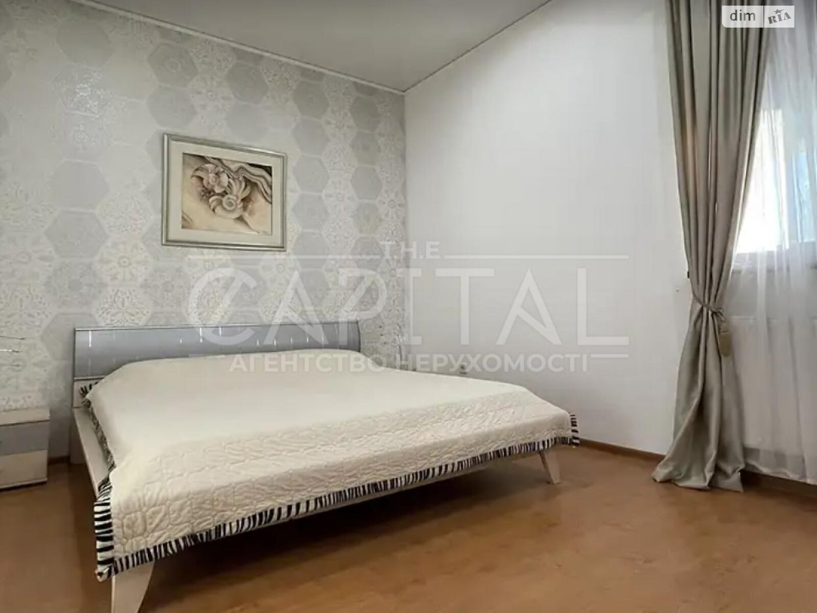 трехэтажный дом, 350 кв. м, кирпич. Сдается помесячно в Гнедине фото 1 трехэтажный дом, 350 кв. м, кирпич. Сдается помесячно в Гнедине фото 1