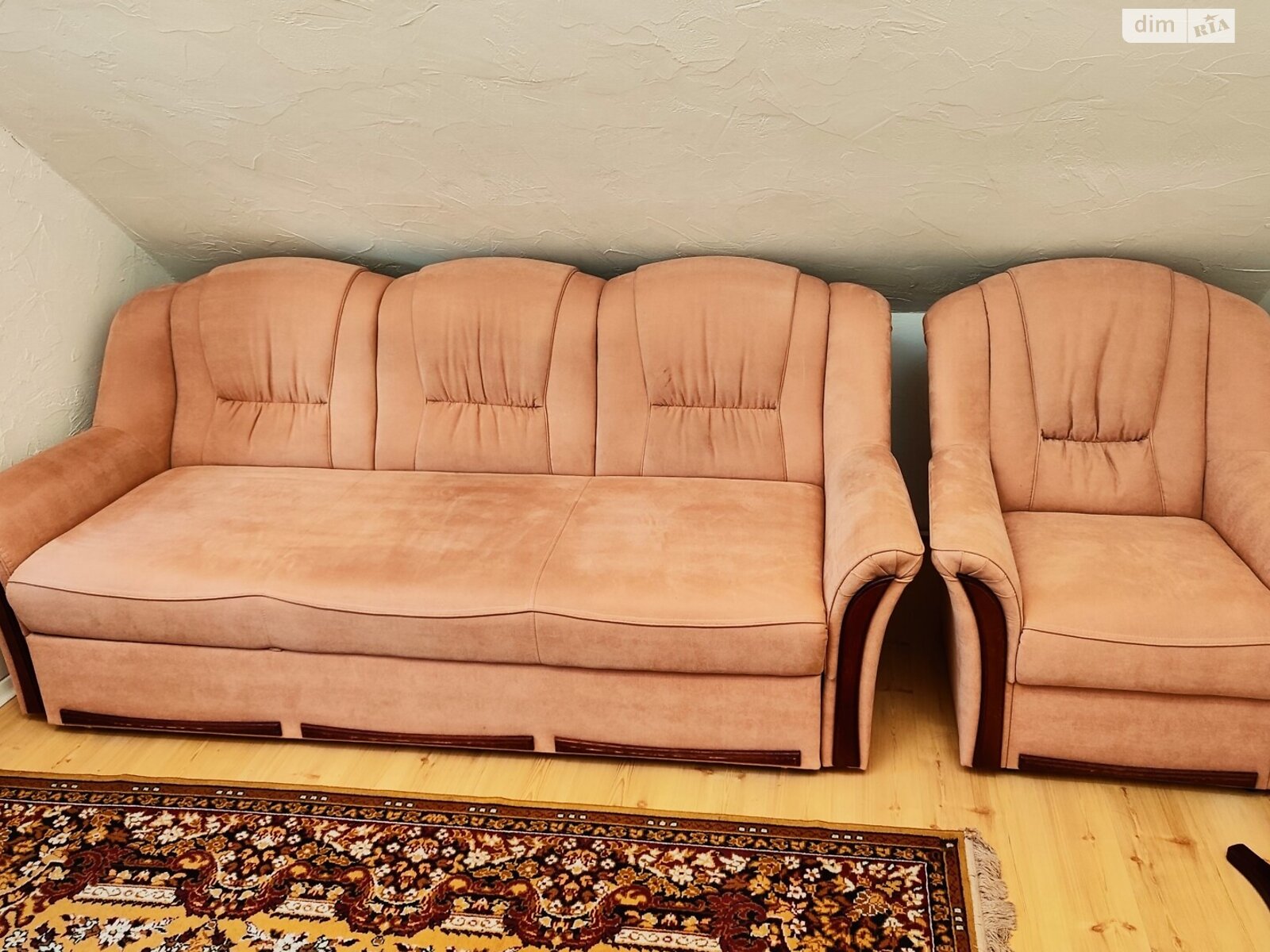 двухэтажный дом с верандой, 109 кв. м, кирпич. Сдается помесячно в Гнедине фото 1