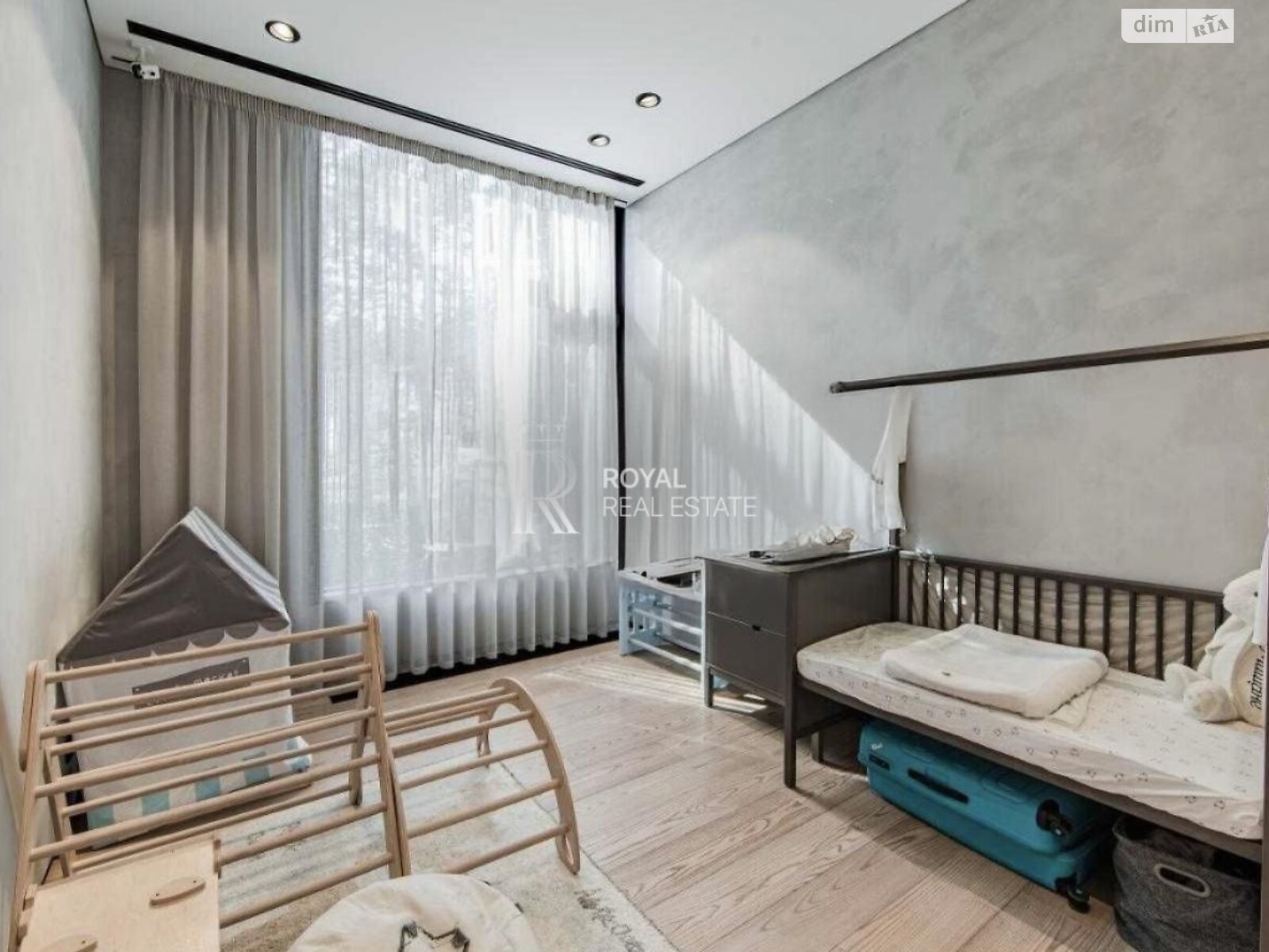 двухэтажный дом с верандой, 420 кв. м, кирпич. Сдается помесячно в Гнедине фото 1 двухэтажный дом с верандой, 420 кв. м, кирпич. Сдается помесячно в Гнедине фото 1