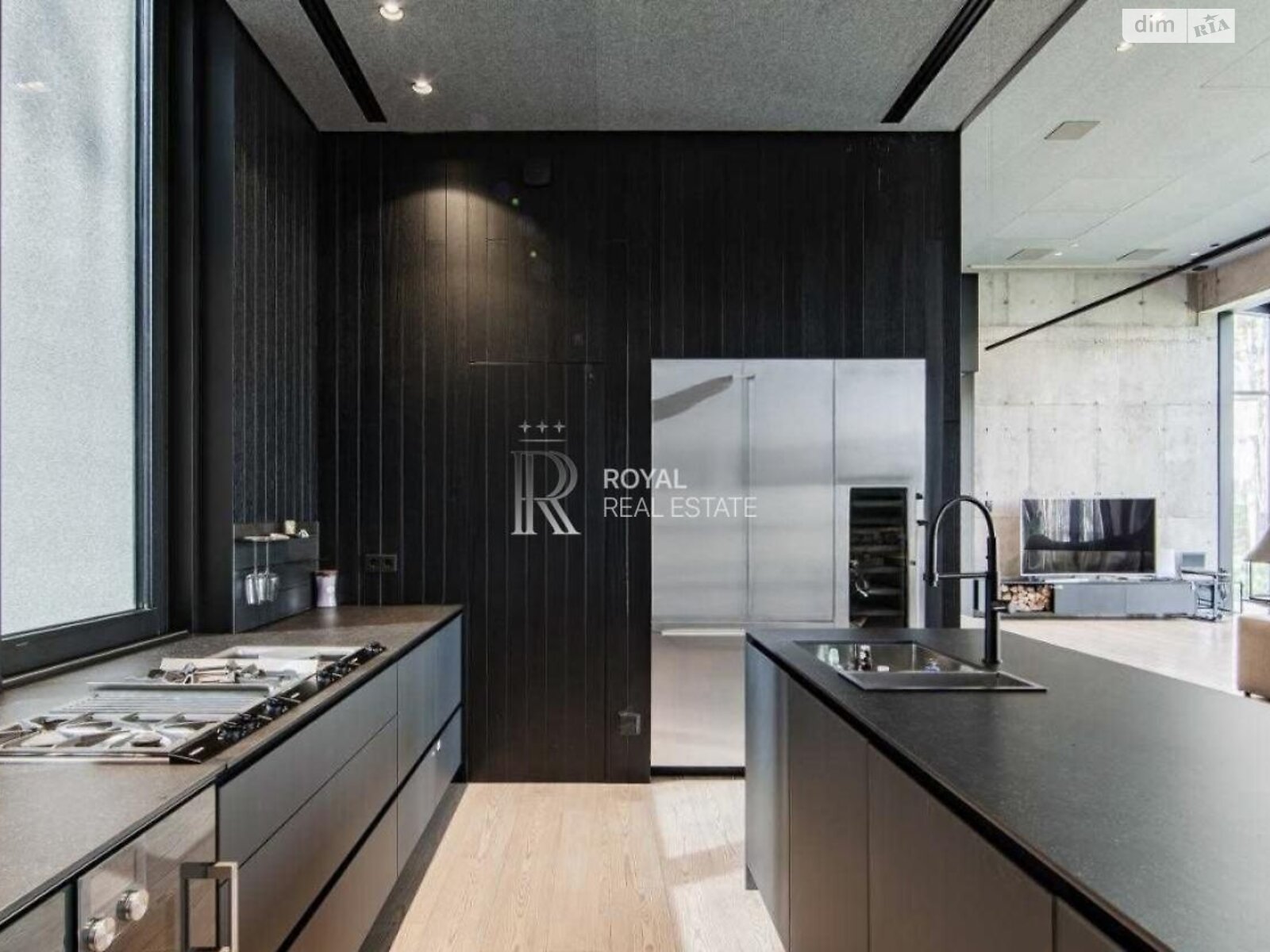 двухэтажный дом с верандой, 420 кв. м, кирпич. Сдается помесячно в Гнедине фото 1 двухэтажный дом с верандой, 420 кв. м, кирпич. Сдается помесячно в Гнедине фото 1