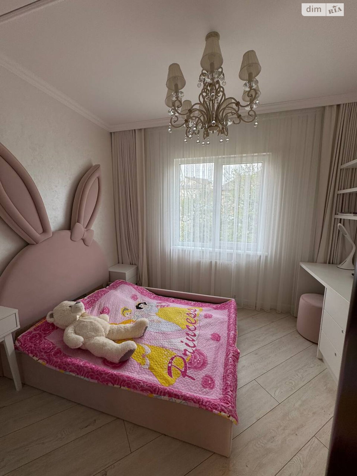 двоповерховий будинок з гаражем, 316 кв. м, цегла. Здається помісячно в Годилові фото 1