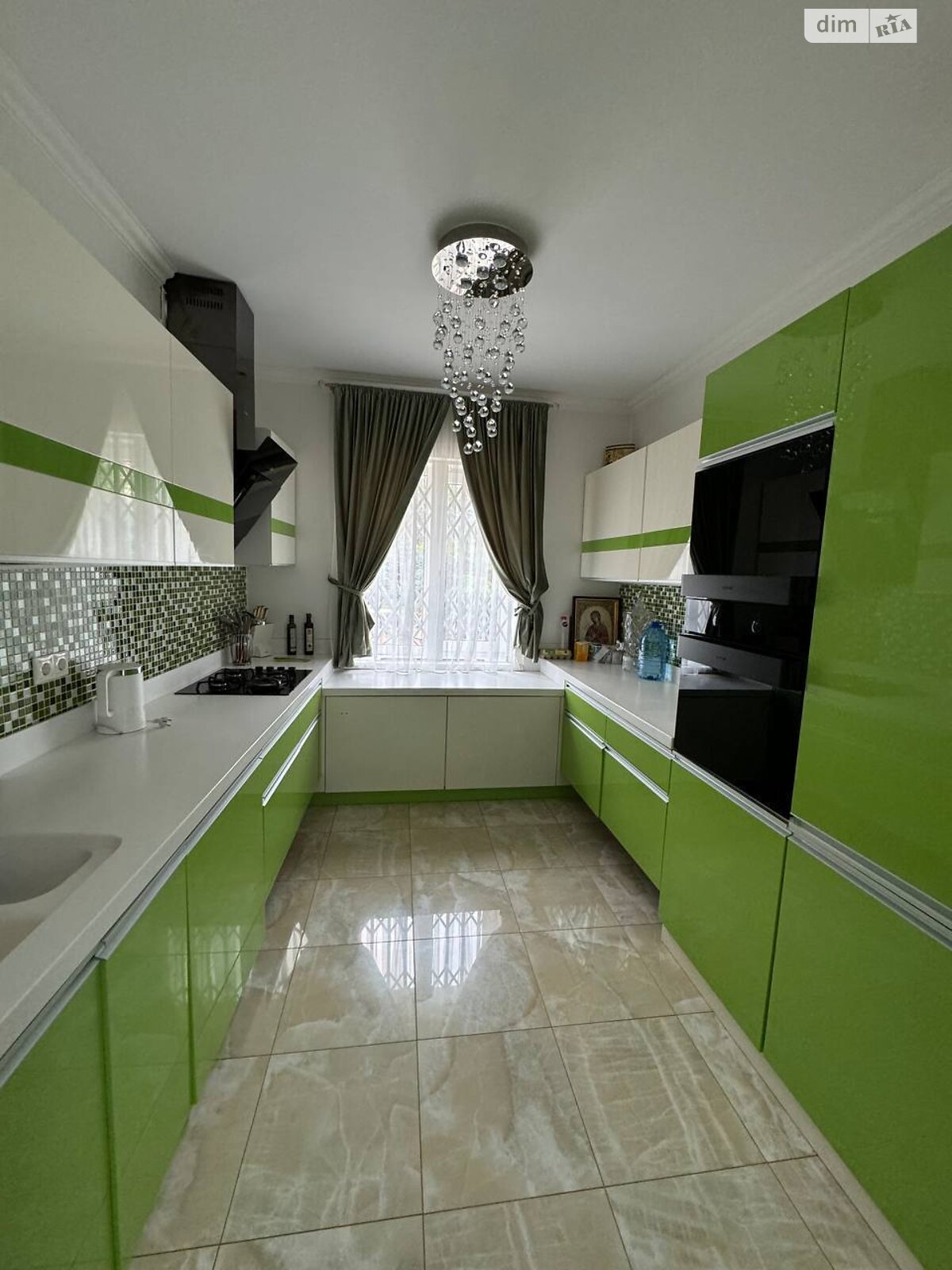 двоповерховий будинок з гаражем, 316 кв. м, цегла. Здається помісячно в Годилові фото 1