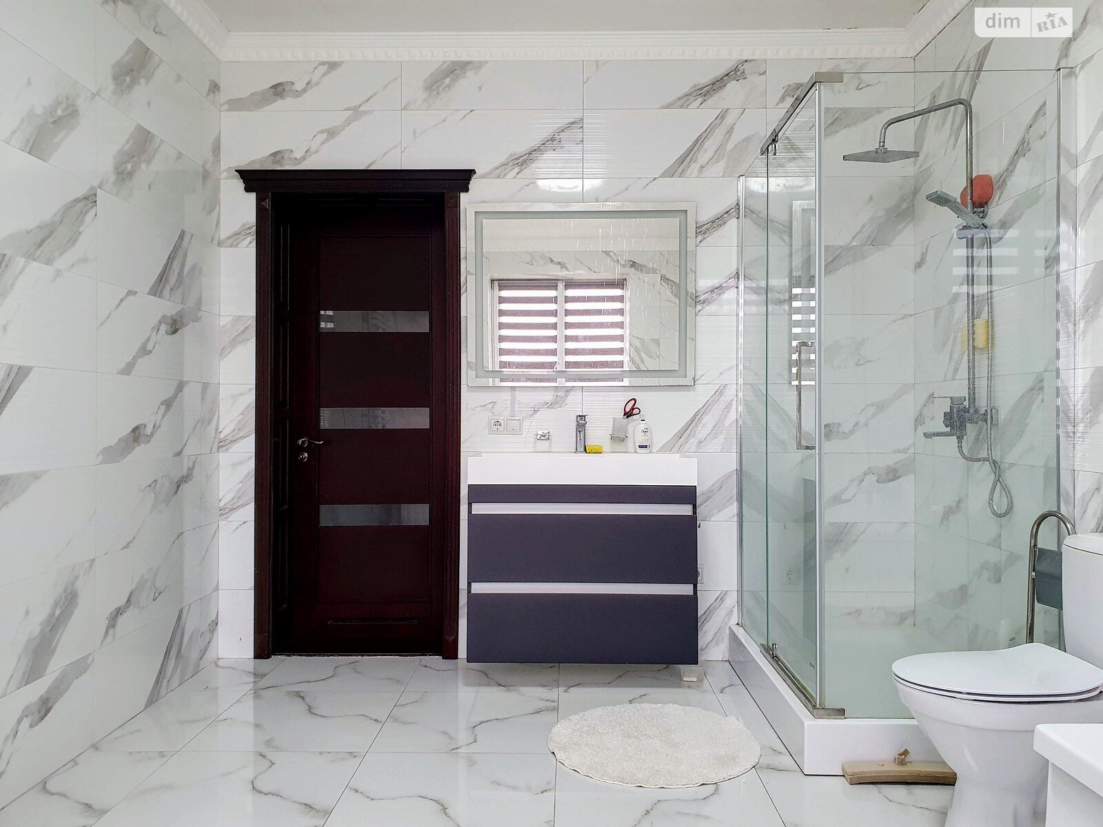 двухэтажный дом с гаражом, 200 кв. м, кирпич. Сдается помесячно в Годилове фото 1