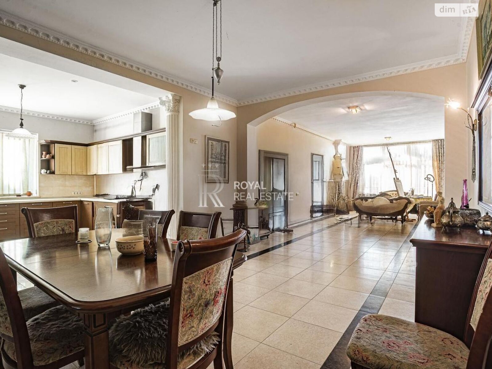 двоповерховий будинок з верандою, 464 кв. м, кирпич. Здається помісячно в Гореничах фото 1