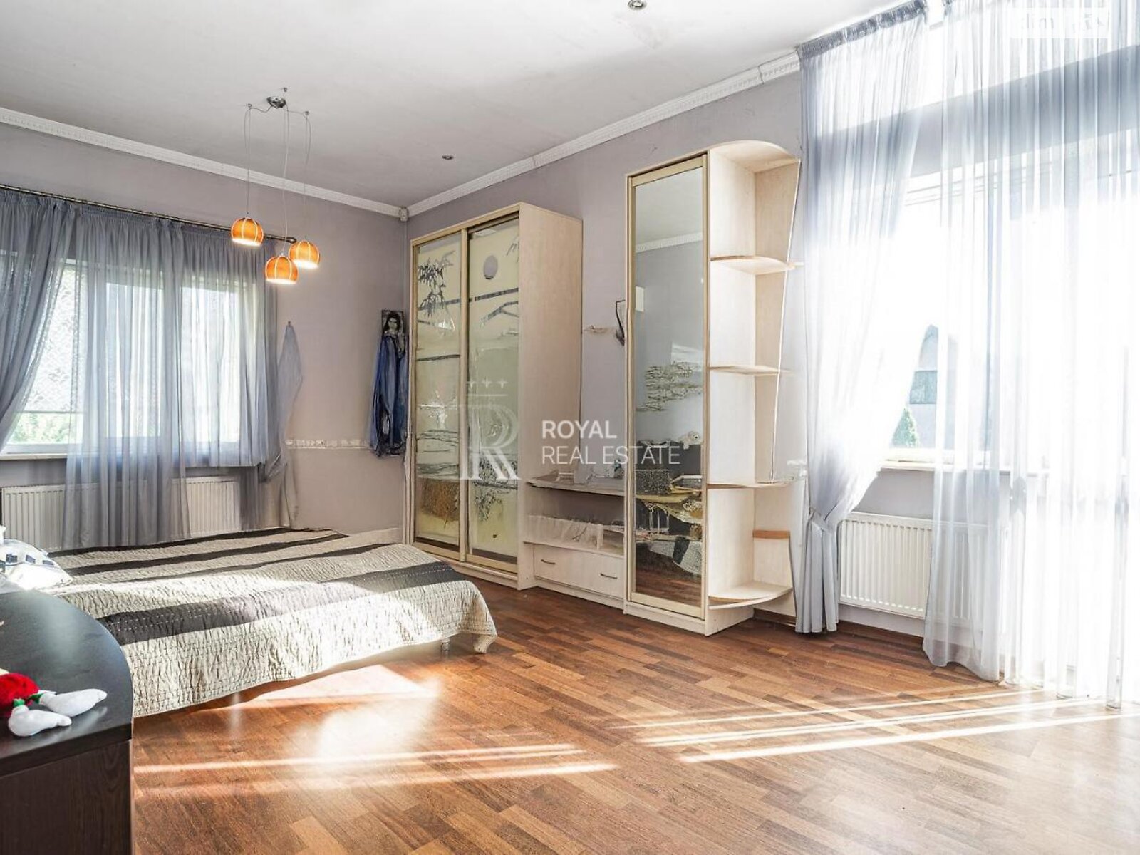 двоповерховий будинок з верандою, 464 кв. м, кирпич. Здається помісячно в Гореничах фото 1