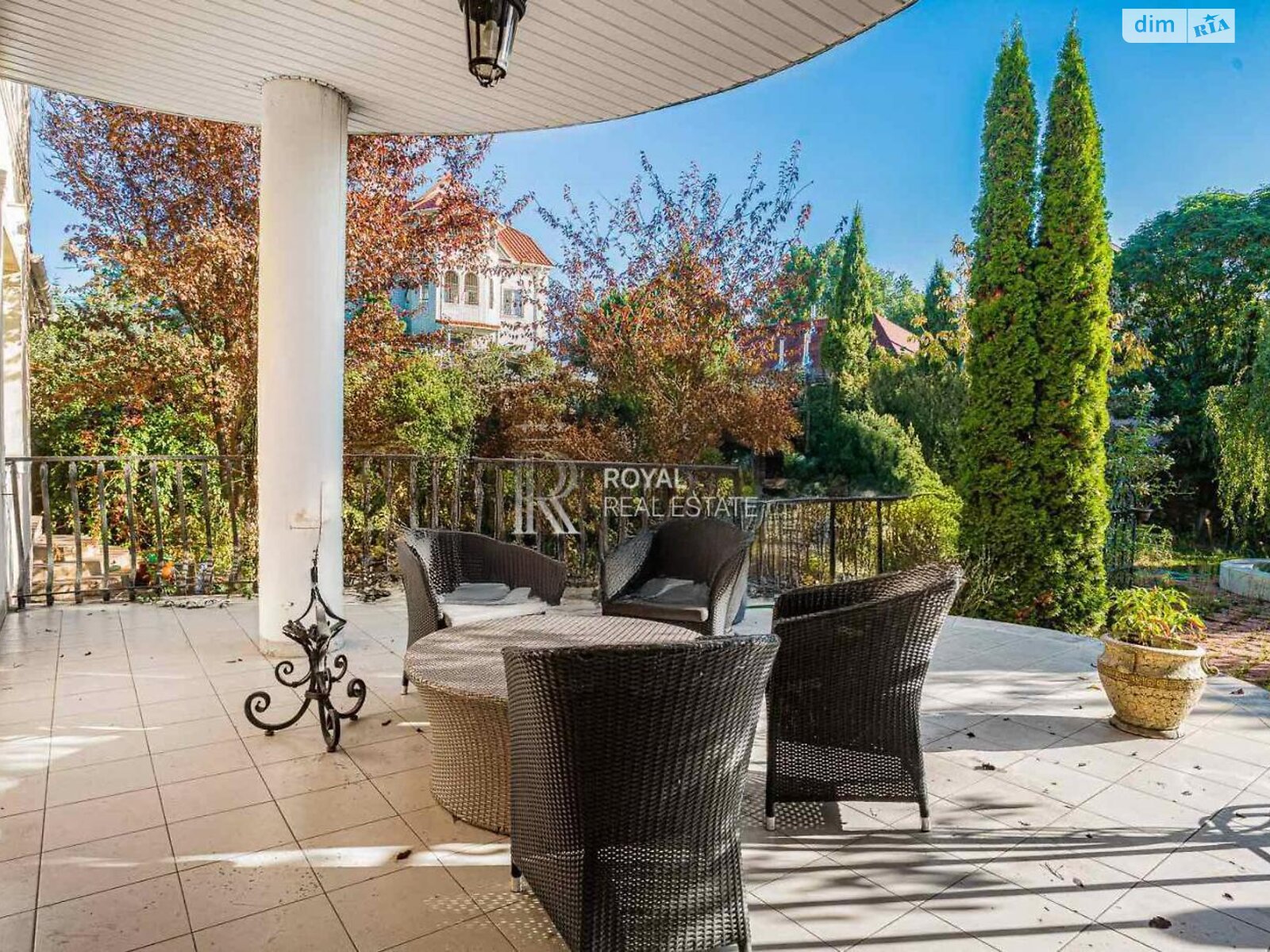 двоповерховий будинок з верандою, 464 кв. м, кирпич. Здається помісячно в Гореничах фото 1