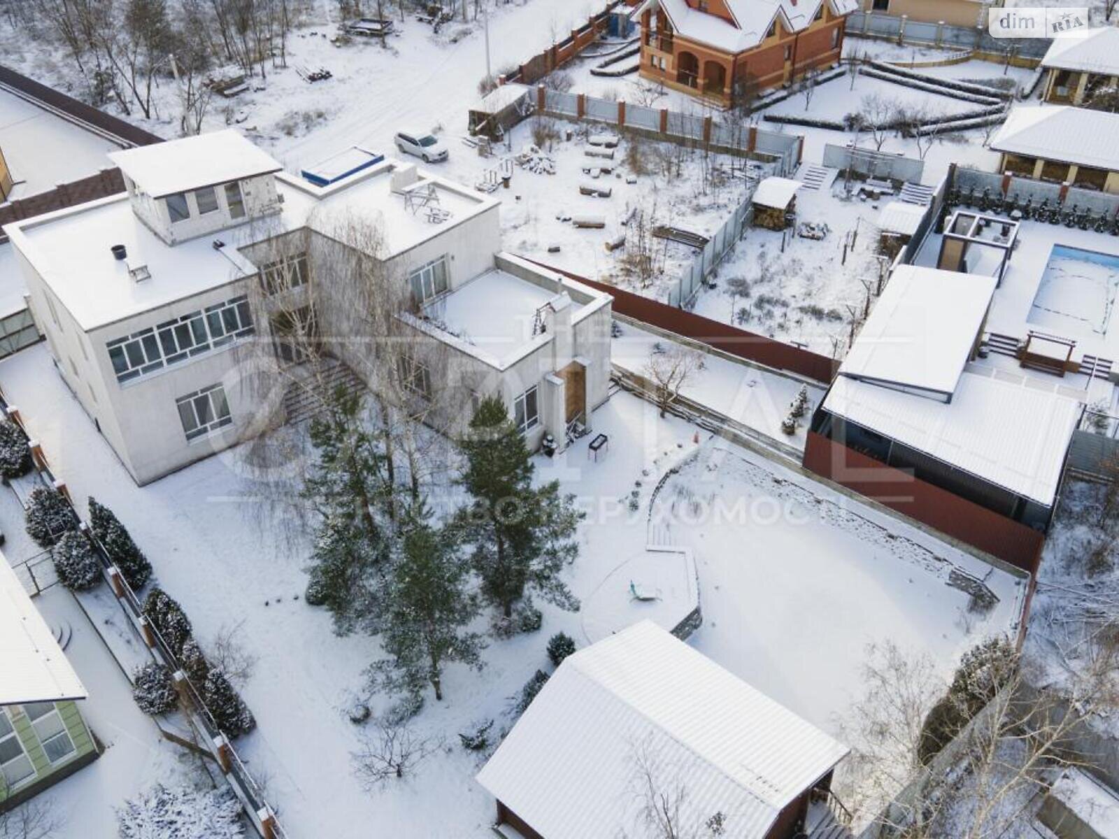 двоповерховий будинок, 600 кв. м, кирпич. Здається помісячно в Гореничах фото 1